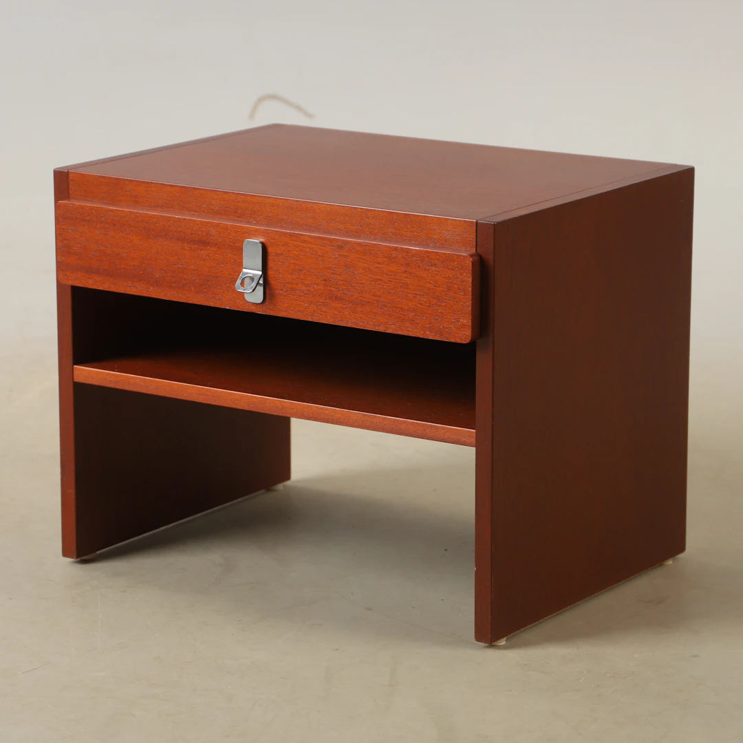 SÄNGBORD, "Avanti", mahogny, DUX, 1900-talets andra hälft.