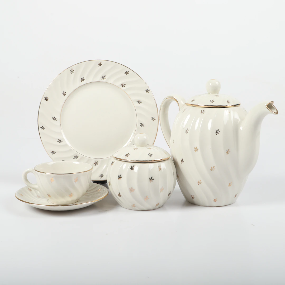 ARTHUR PERCY. Kaffeservis, 32 delar, "Gyllen", porslin, Gefle.