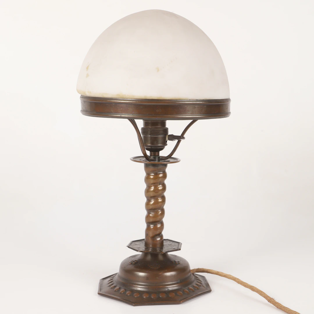 BORDSLAMPA, patinerad mässing och glas, jugend.