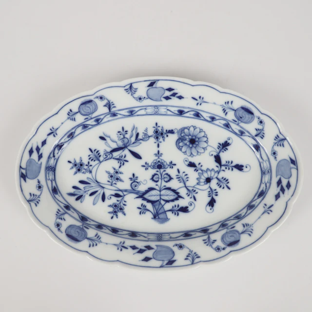 FAT, lökmönstret, porslin, Carl Teichert, Meissen, Tyskland.