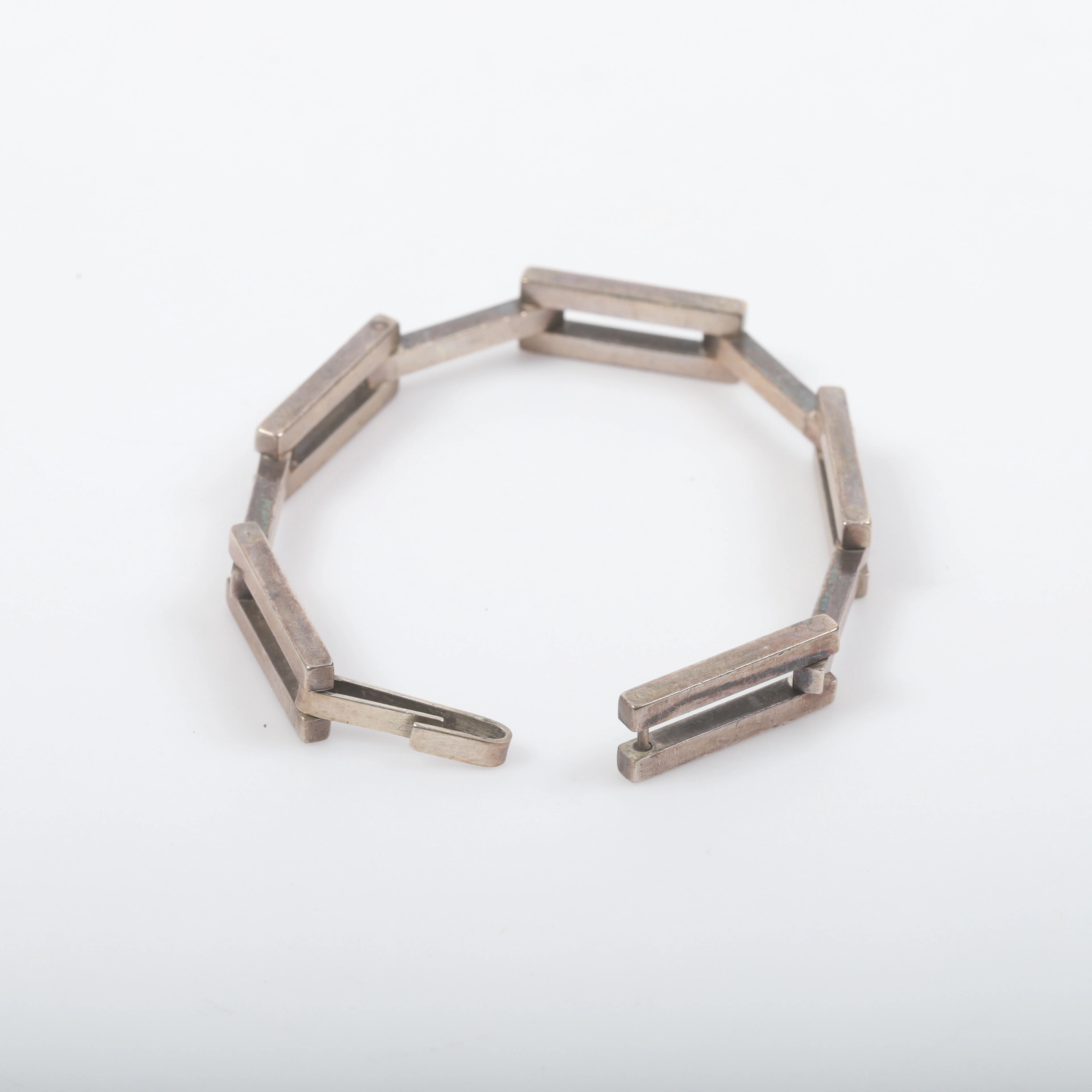 ELON ARENHILL. Armband, sterlingsilver, Malmö, 1965.