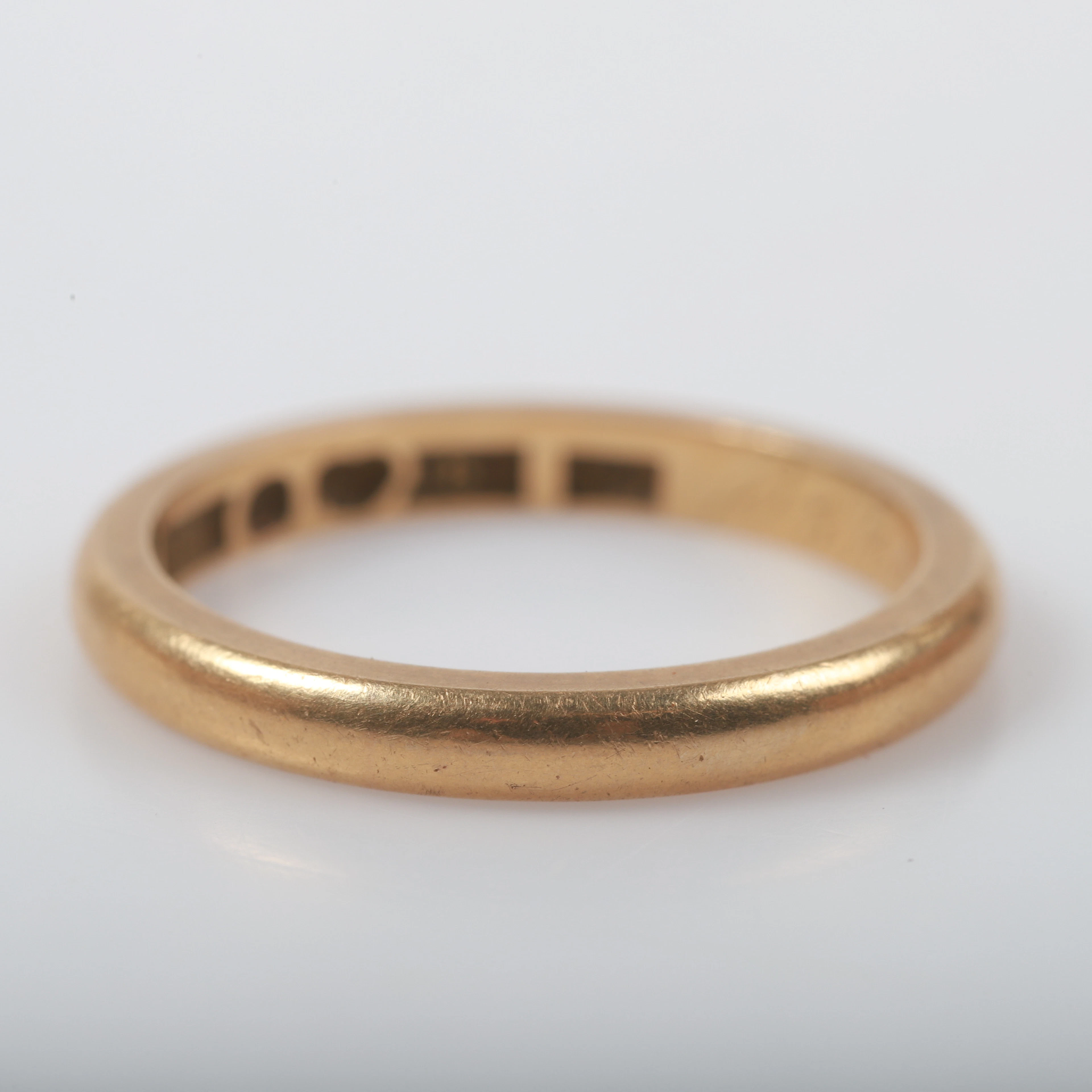 ALLIANSRING, 18 K guld.
