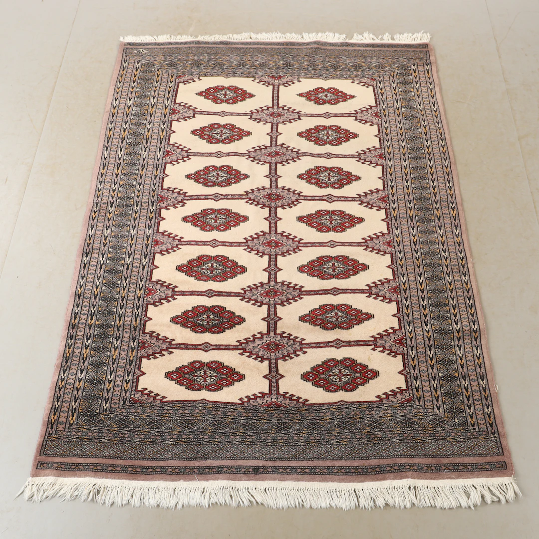MATTA, orientalisk, 210 x 146 cm.