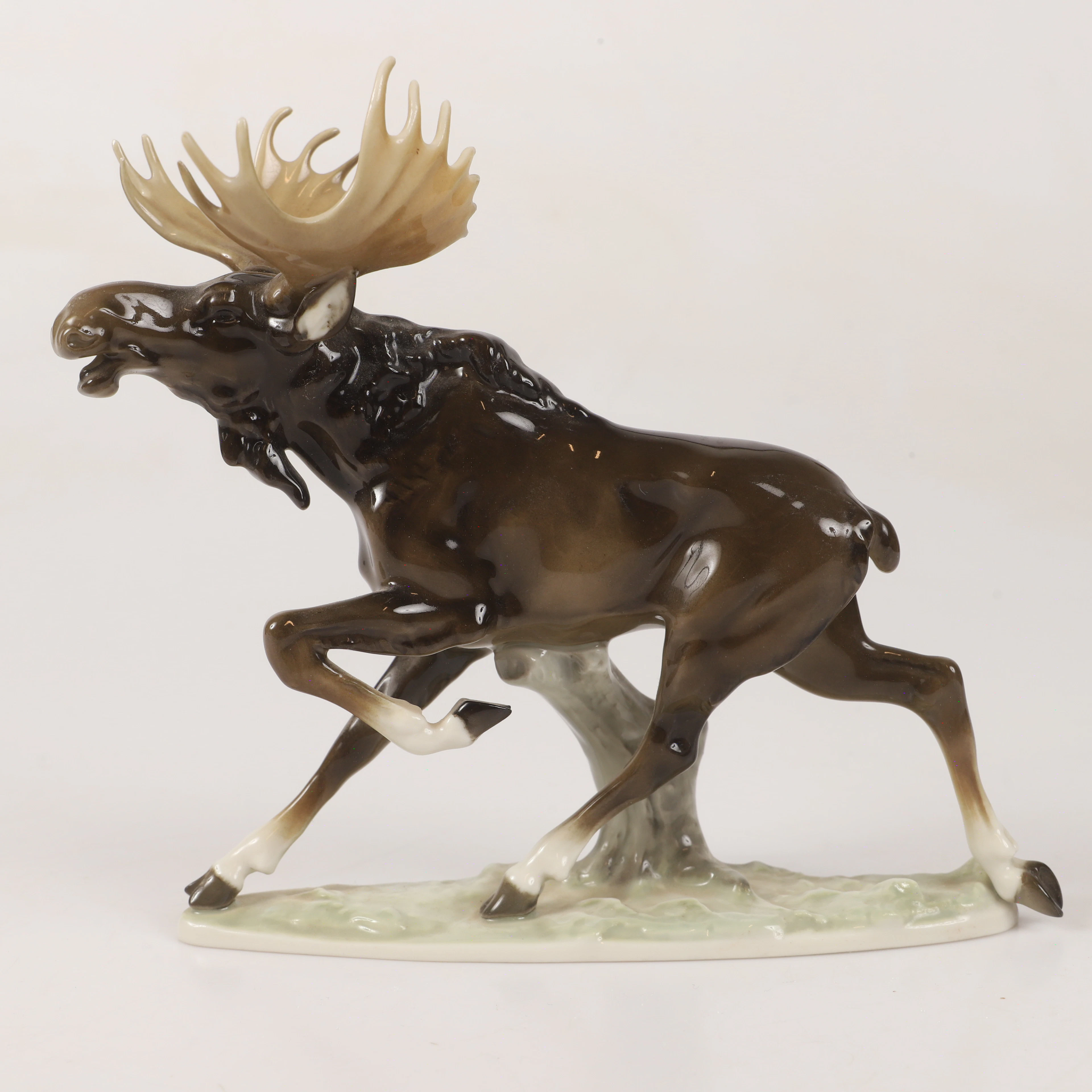 Figurin, älg, porslin, Hutschenreuther, Tyskland.