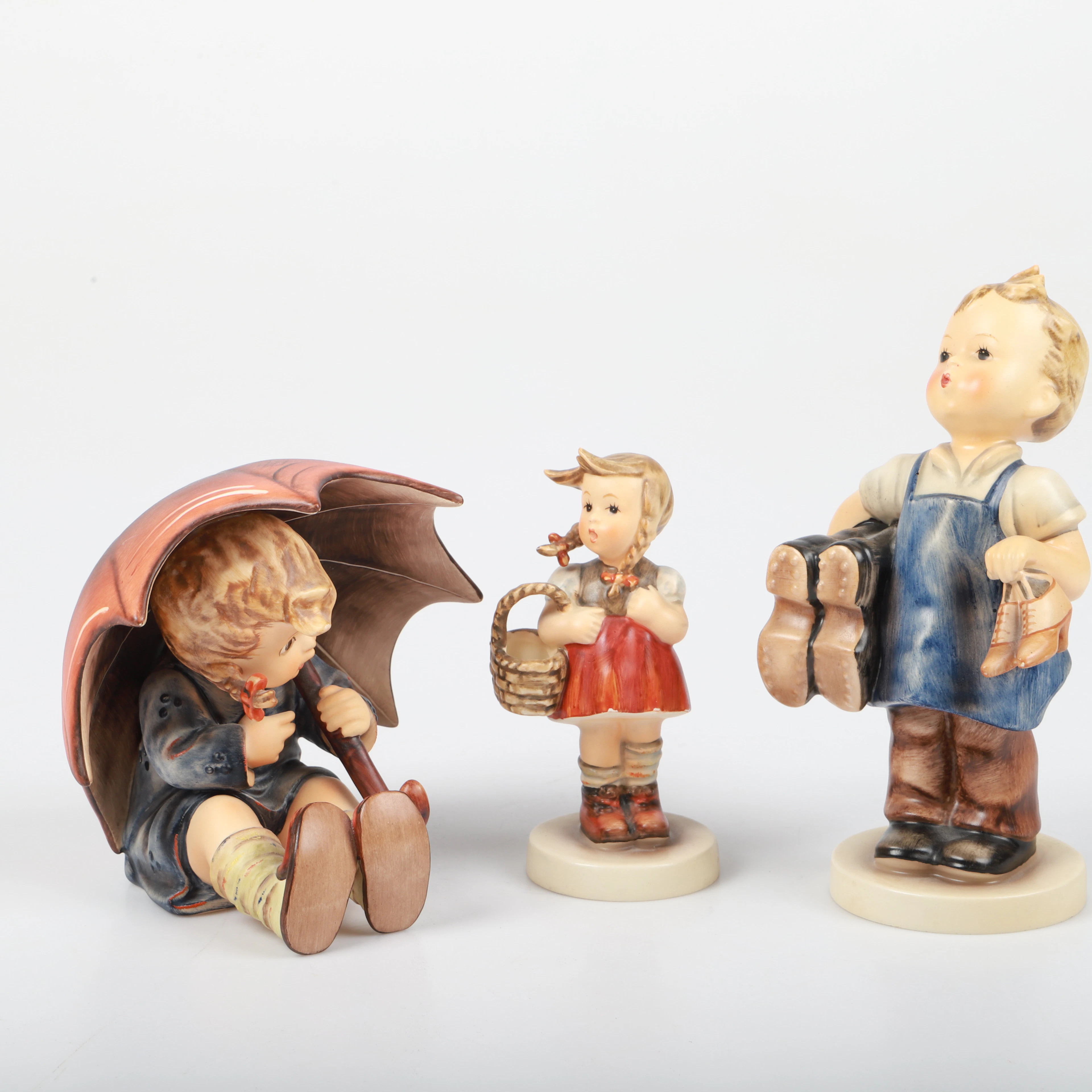 FIGURINER, 3 stycken, porslin, Hummel/Goebel, Tyskland.