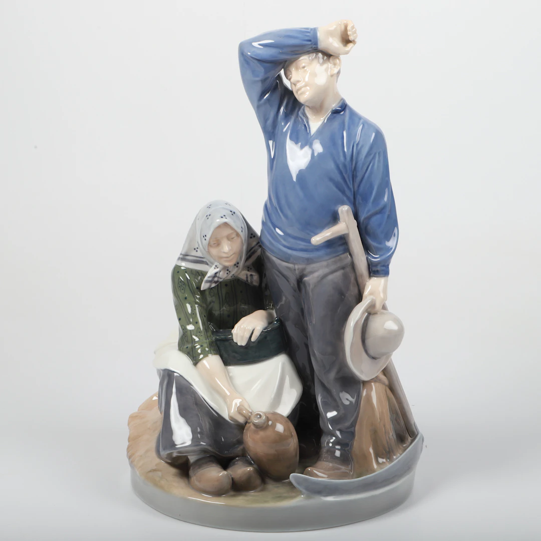 FIGURIN, "Höstfolk", Royal Copenhagen, Danmark.