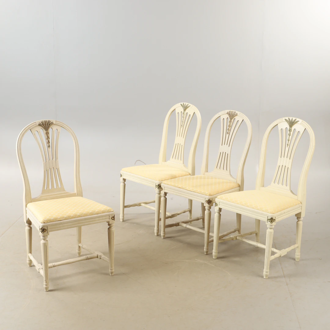 STOLAR, 4 stycken, "Axet", målade, gustaviansk stil.