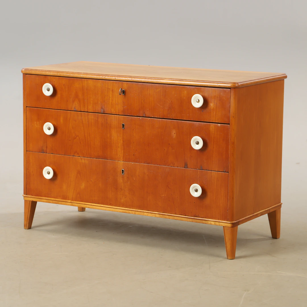 BYRÅ, 3-lådig, alm, Swedish modern, 1940-tal.