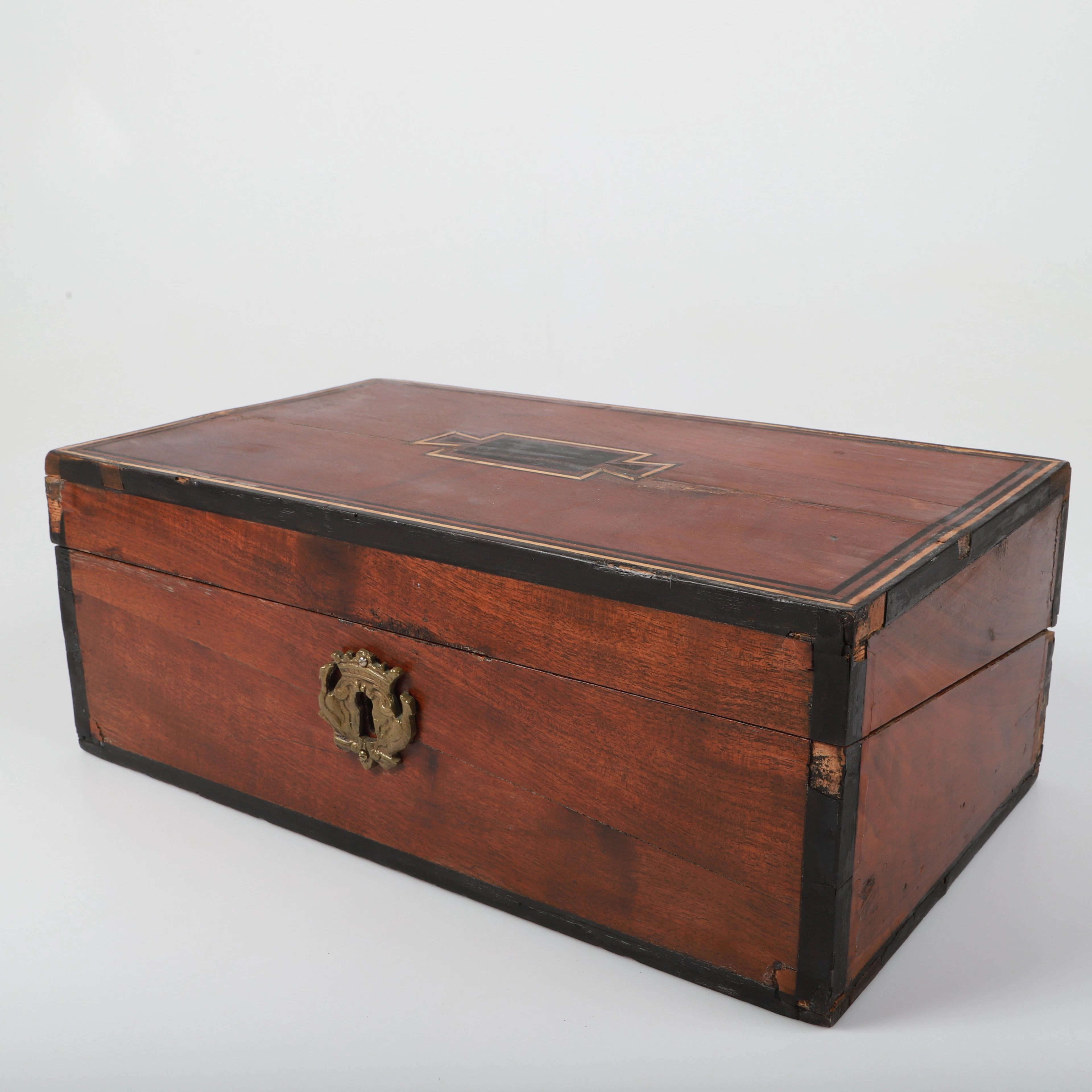 SKRIVSCHATULL, betsad furu, 1800/1900-tal.