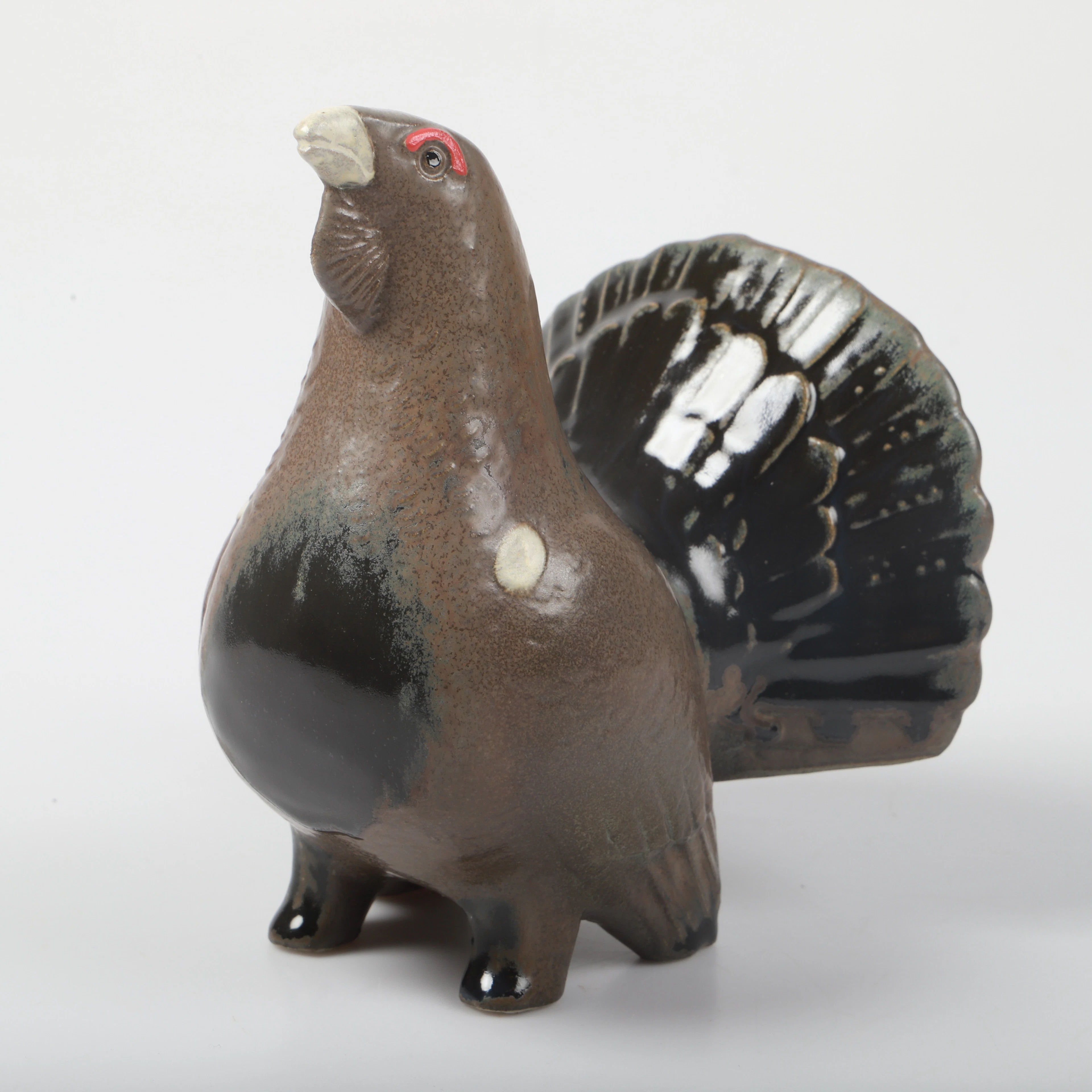 LISA LARSON. Figurin, "Tjäder/Gästrikland", keramik, ur serien "Landskapsdjur"