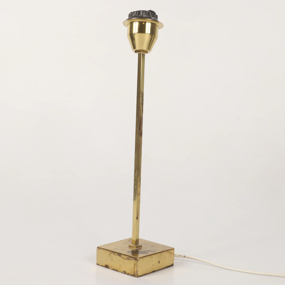 BORDSLAMPA, mässing, märkt L.R.