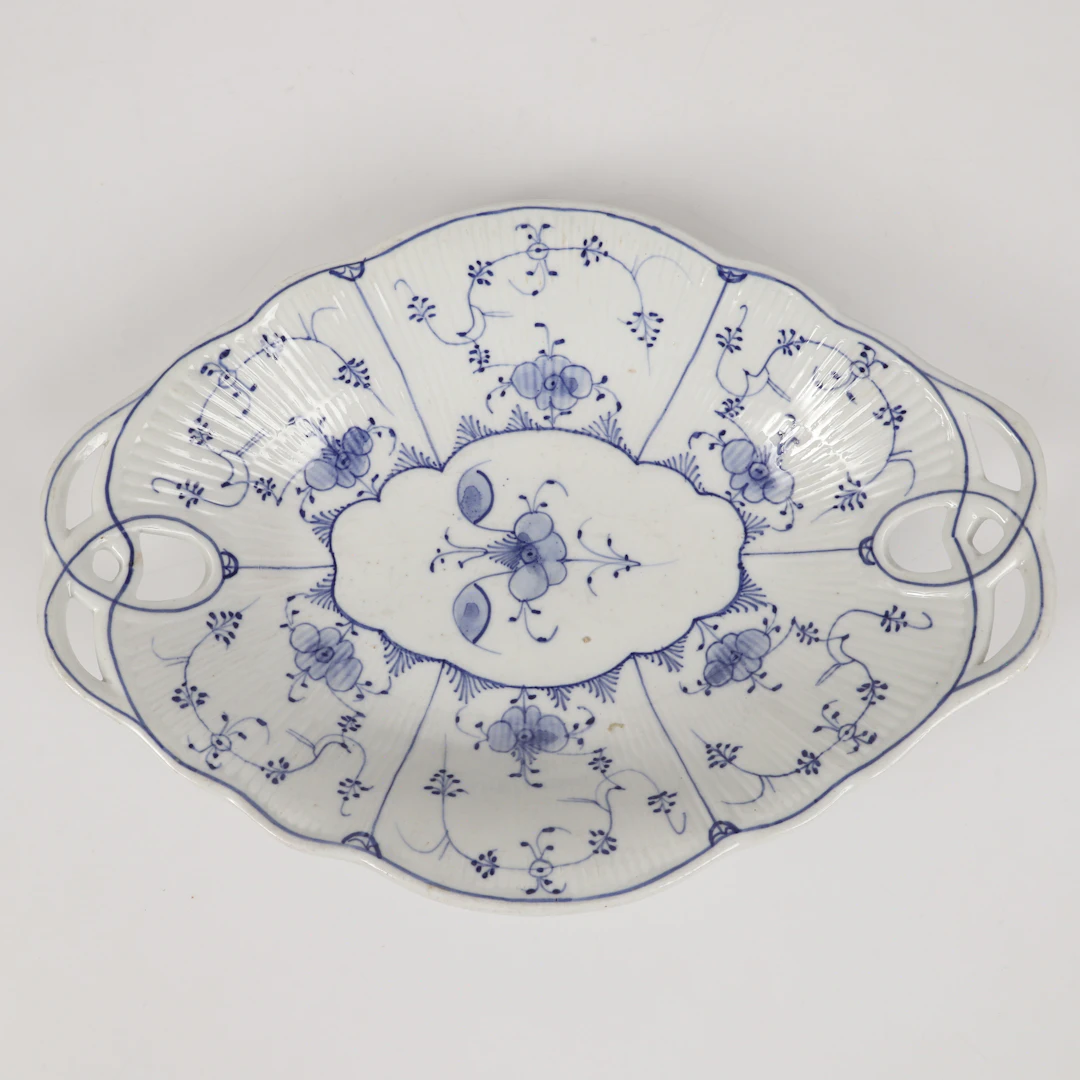 SKÅL, "Musselmalet", porslin, Meissen-liknande märke.
