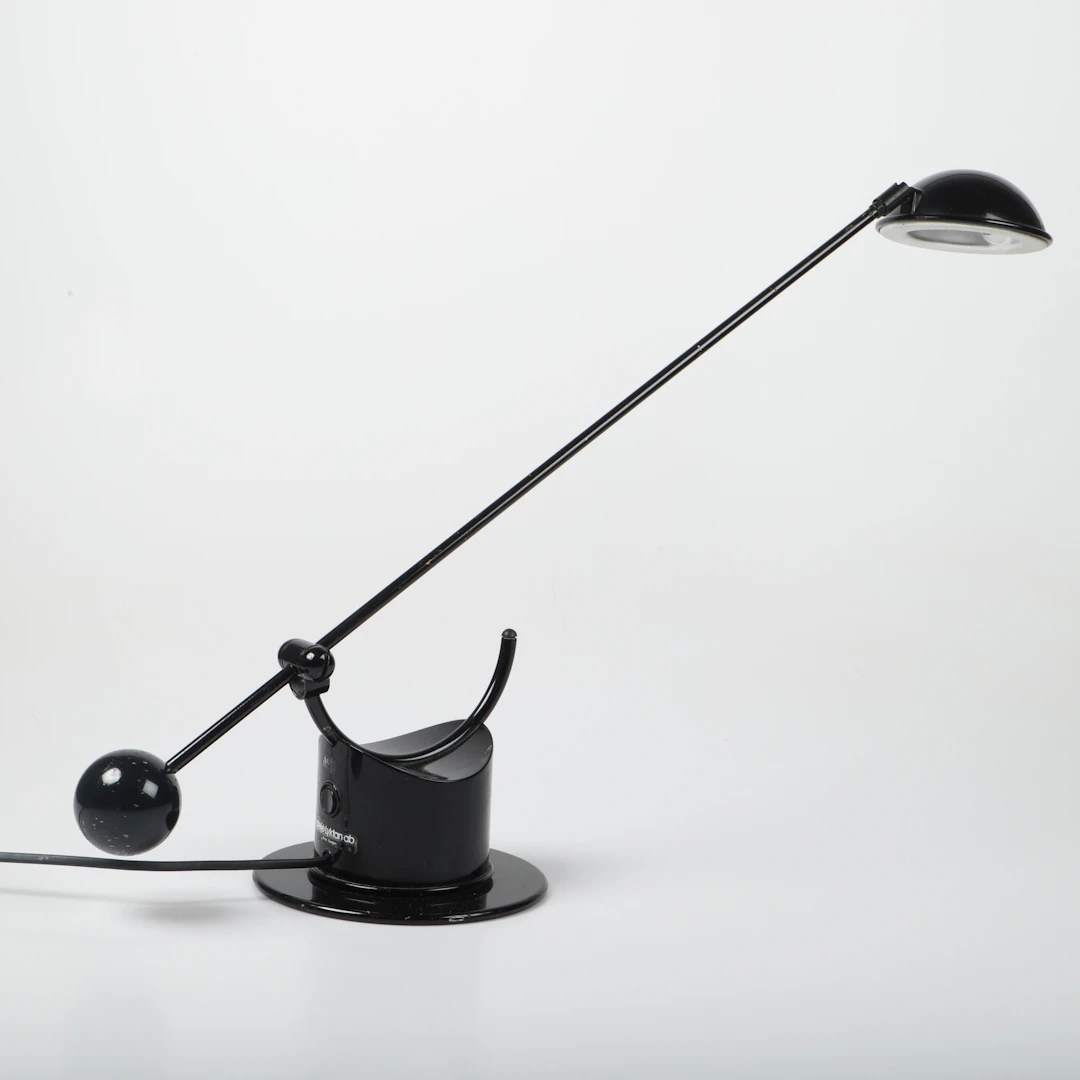 TOM AHLSTRÖM & HANS EHRICH. "Orbit", Bordslampa, Ateljé Lyktan, formgiven 1986.