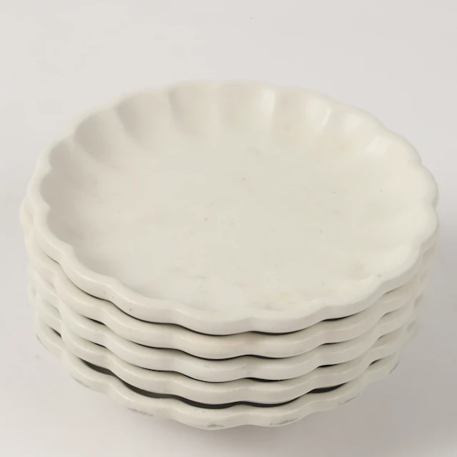 WILHELM KÅGE. Miniatyrfat, 5 stycken, "Carrara" porslin, Gustavsberg.