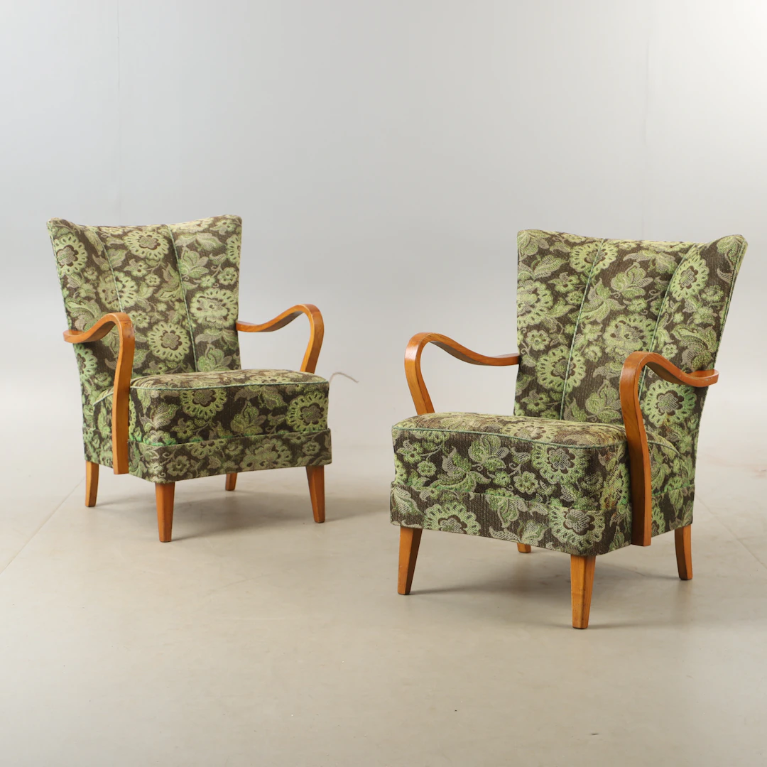 FÅTÖLJER, 1 par, alm, Swedish modern, 1930/40-tal.