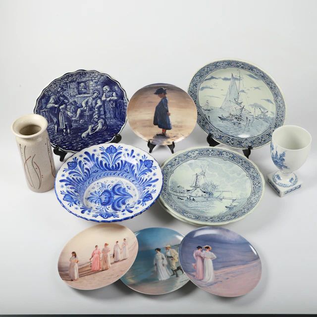 FAT, VASER M. M., 11 delar, porslin, bl. a. Delft, Holland och Royal