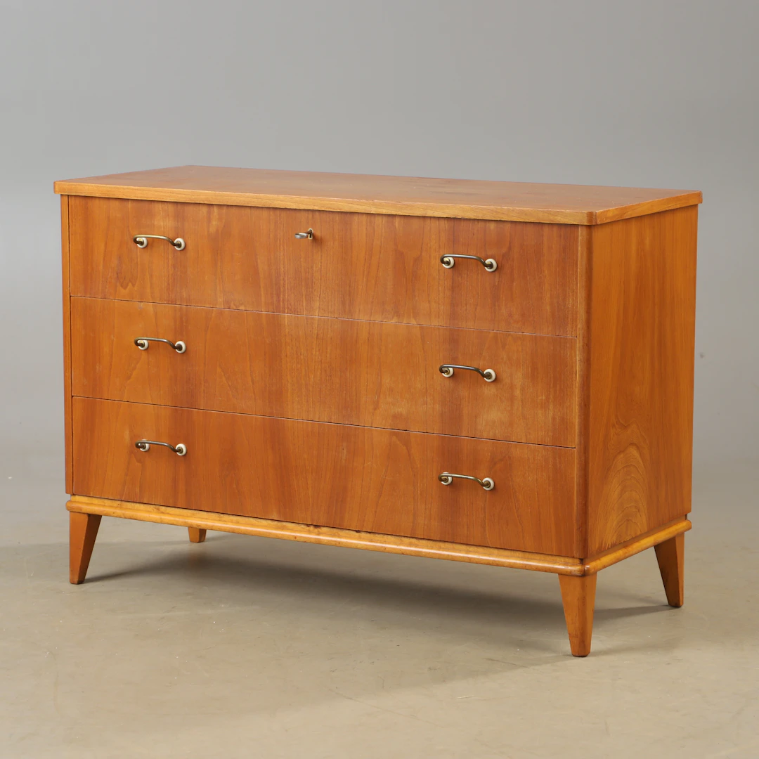BYRÅ, 3-lådig, alm, Swedish modern, 1940-tal.