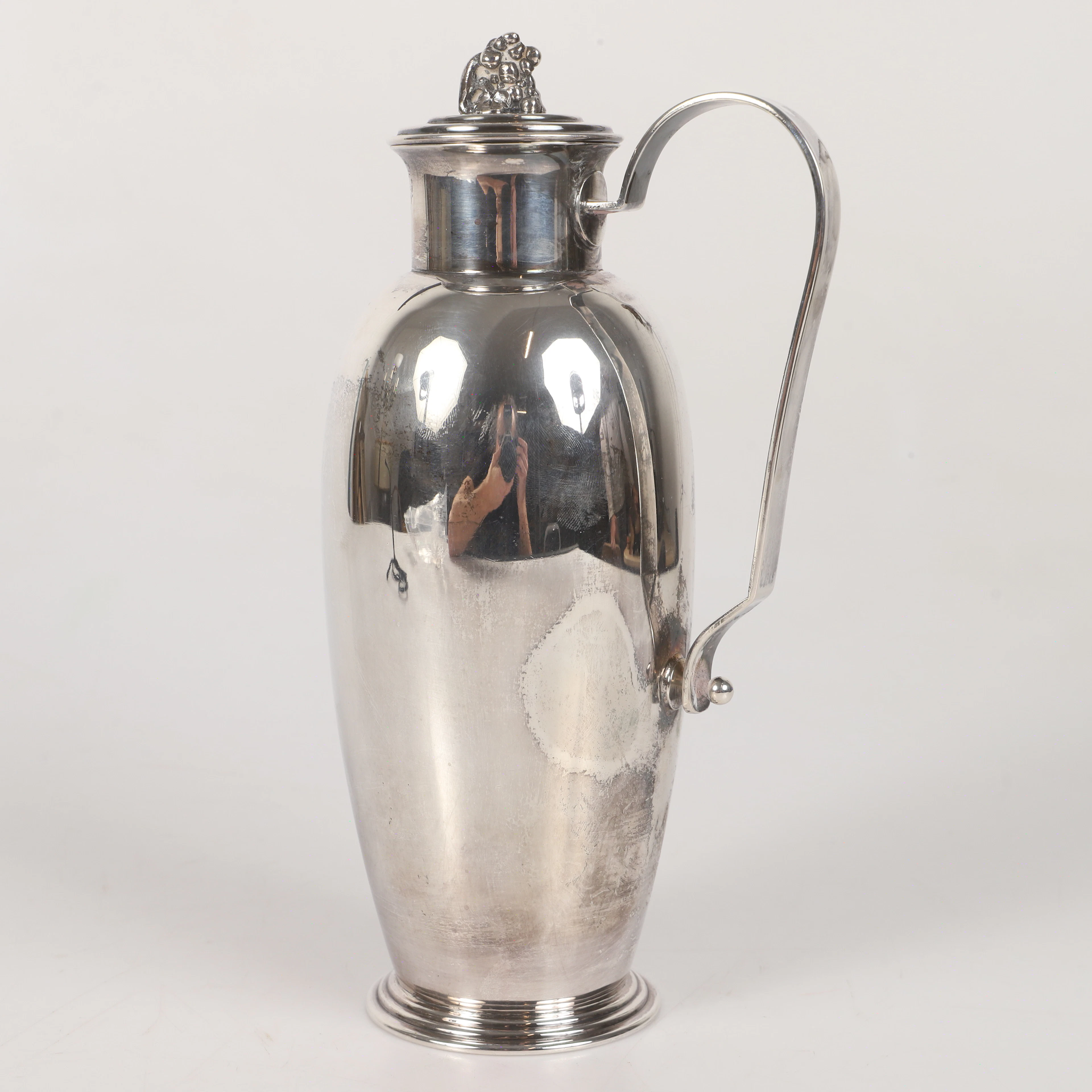 SHAKER, silver, C. G. Hallberg, Stockholm, 1947.