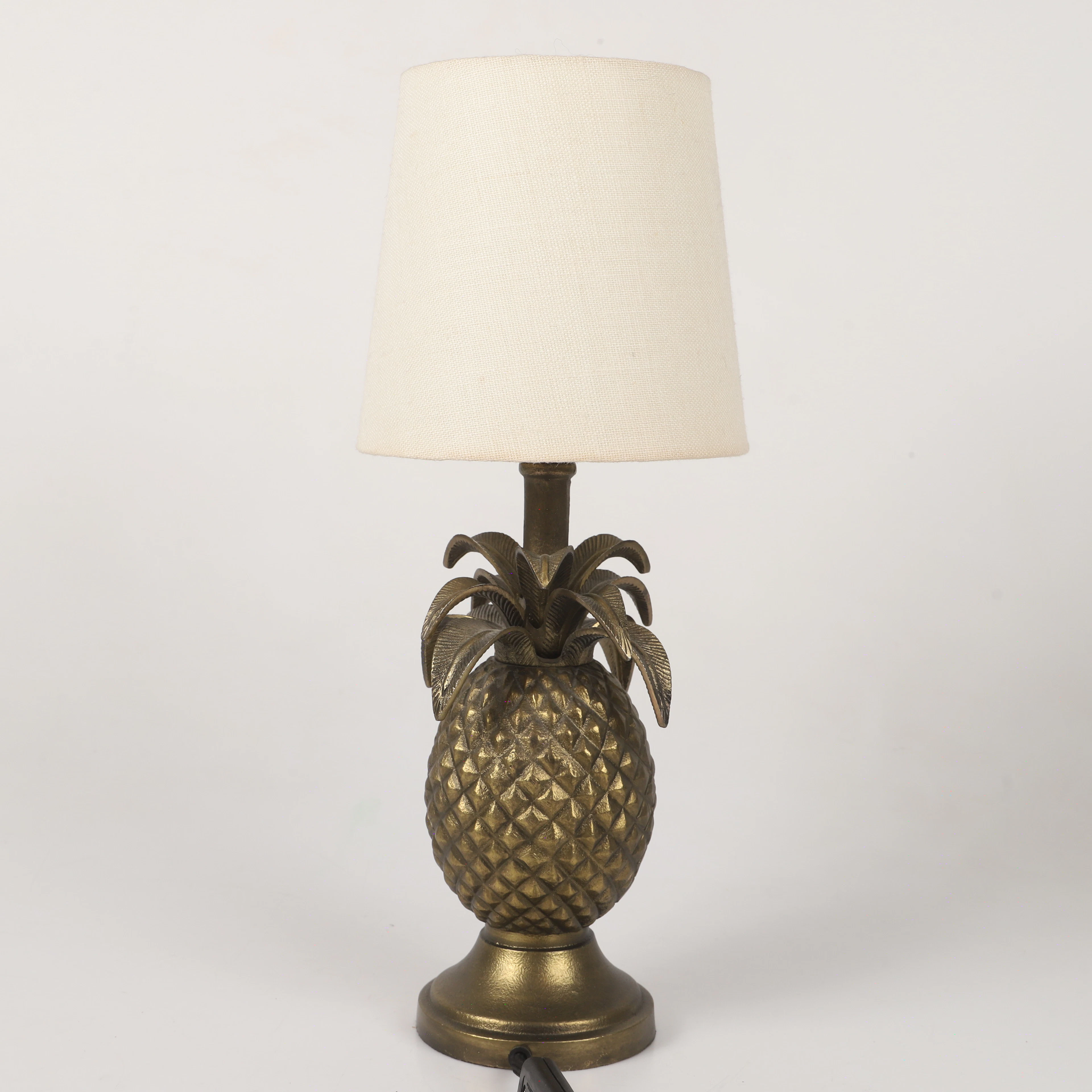 BORDSLAMPA, ananasformad, bronserad, Watt& Veke.