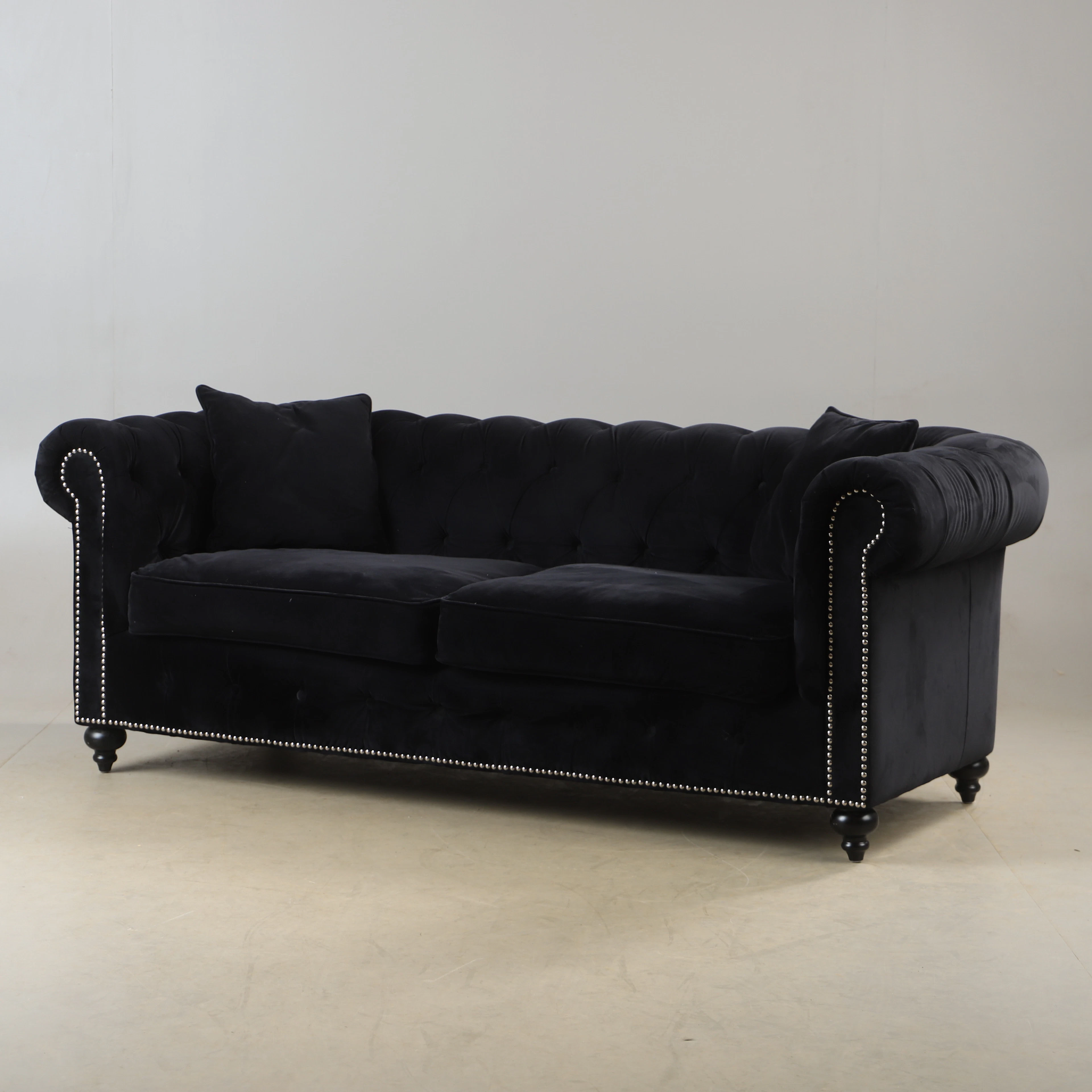 SOFFA, sammetsklädsel, chesterfieldmodell, 2000-tal.