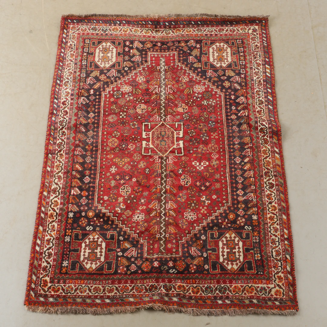 MATTA, orientalisk, 164 x 118 cm.