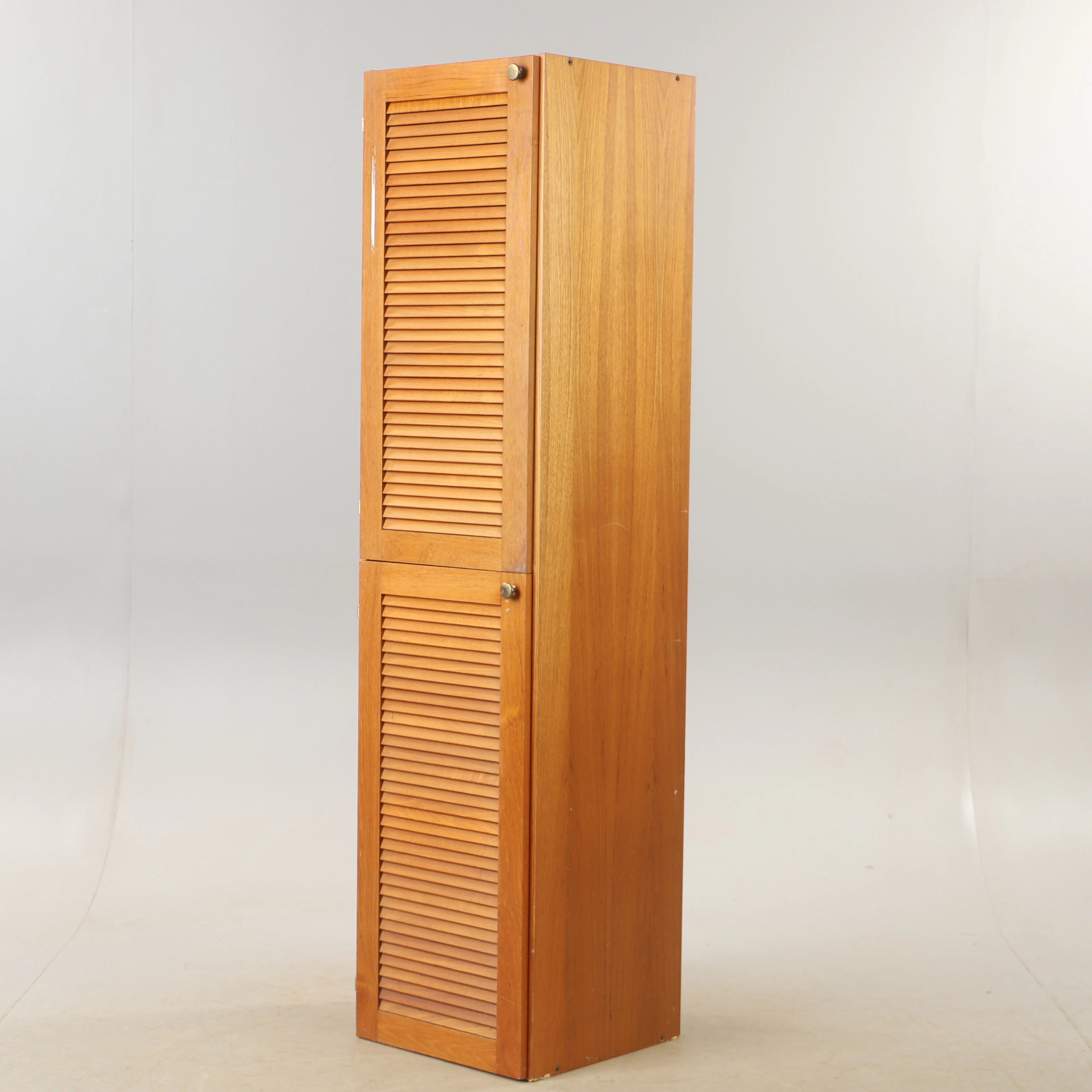 SKÅP, teak, 1900-talets andra hälft.
