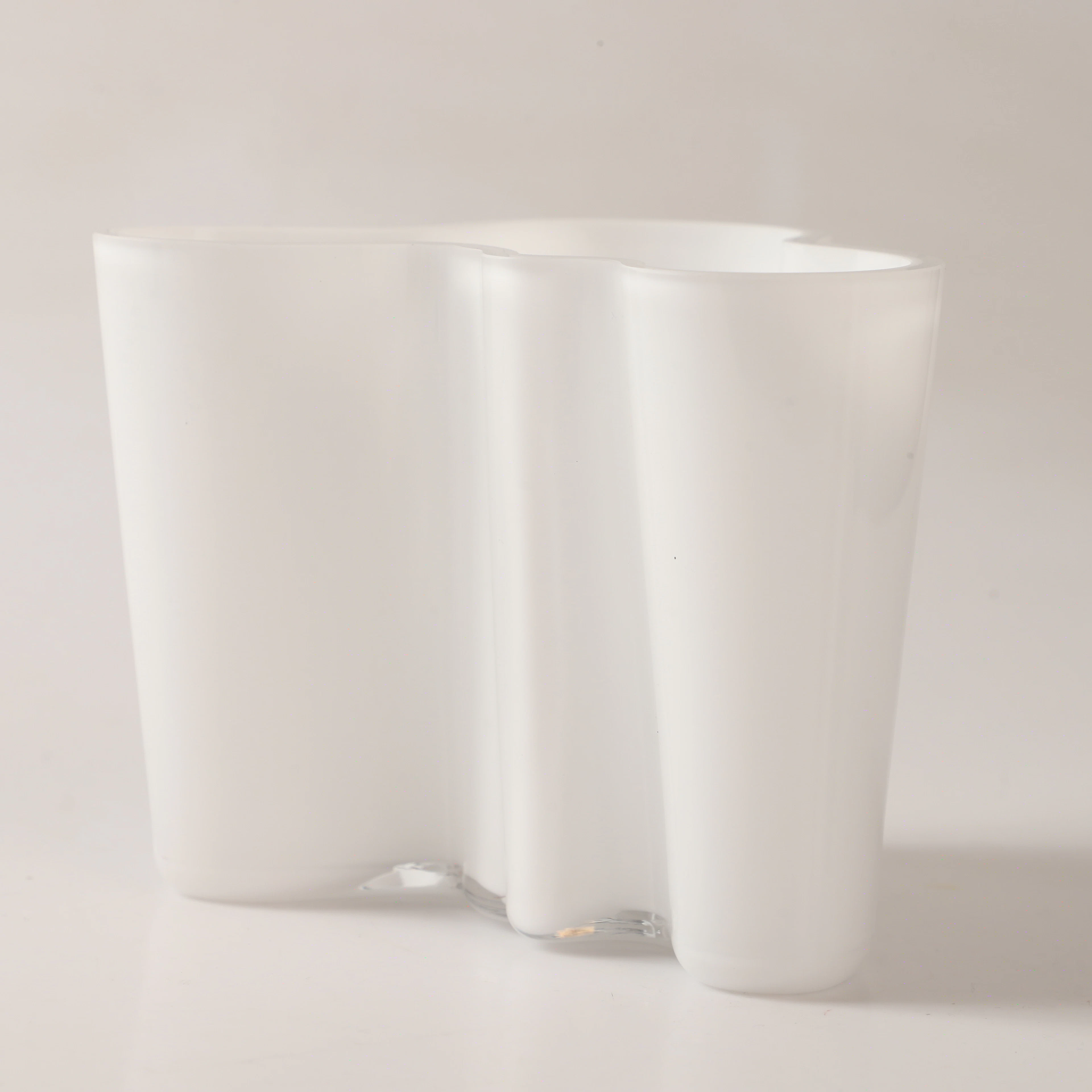 ALVAR AALTO. Vas, "Savoy", glas, Iittala, Finland.