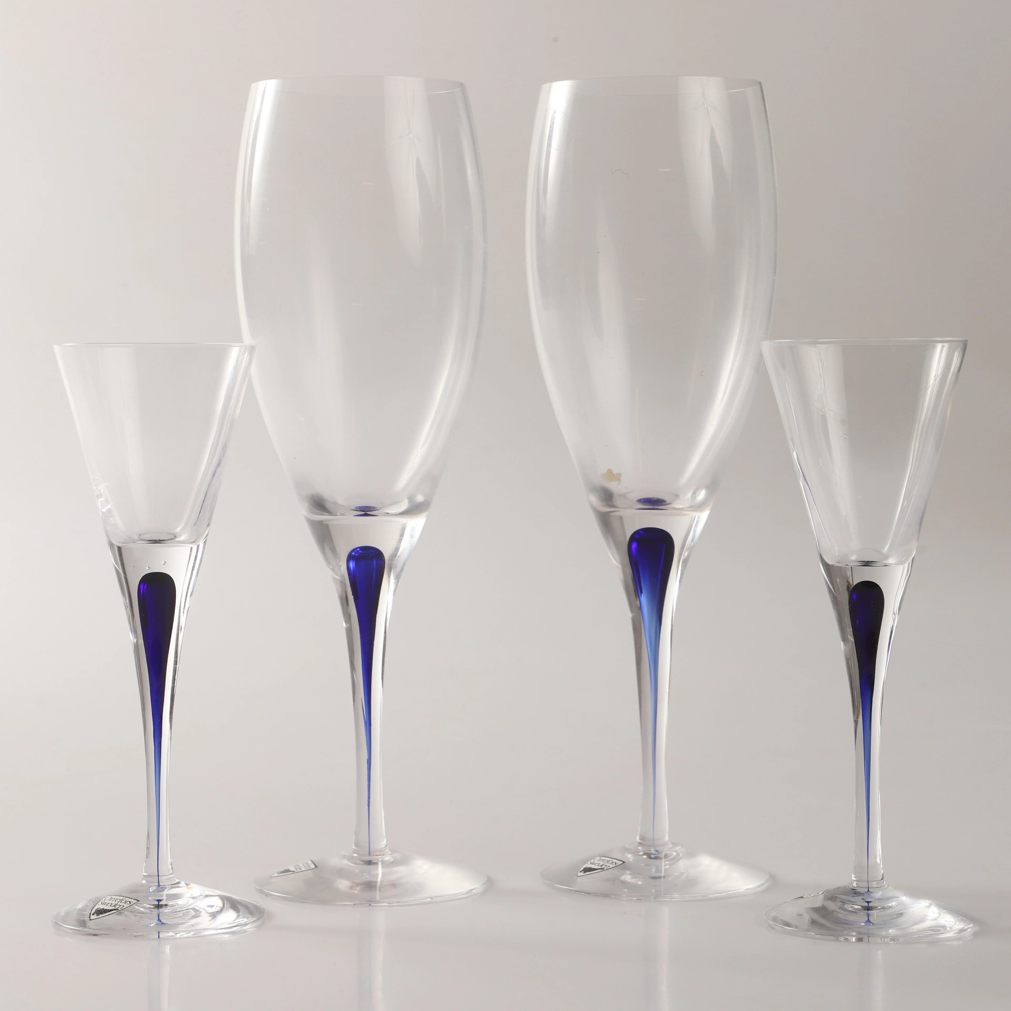 ERIKA LAGERBIELKE. Glas, 4 stycken, vinglas samt snapsglas, "Intermezzo"