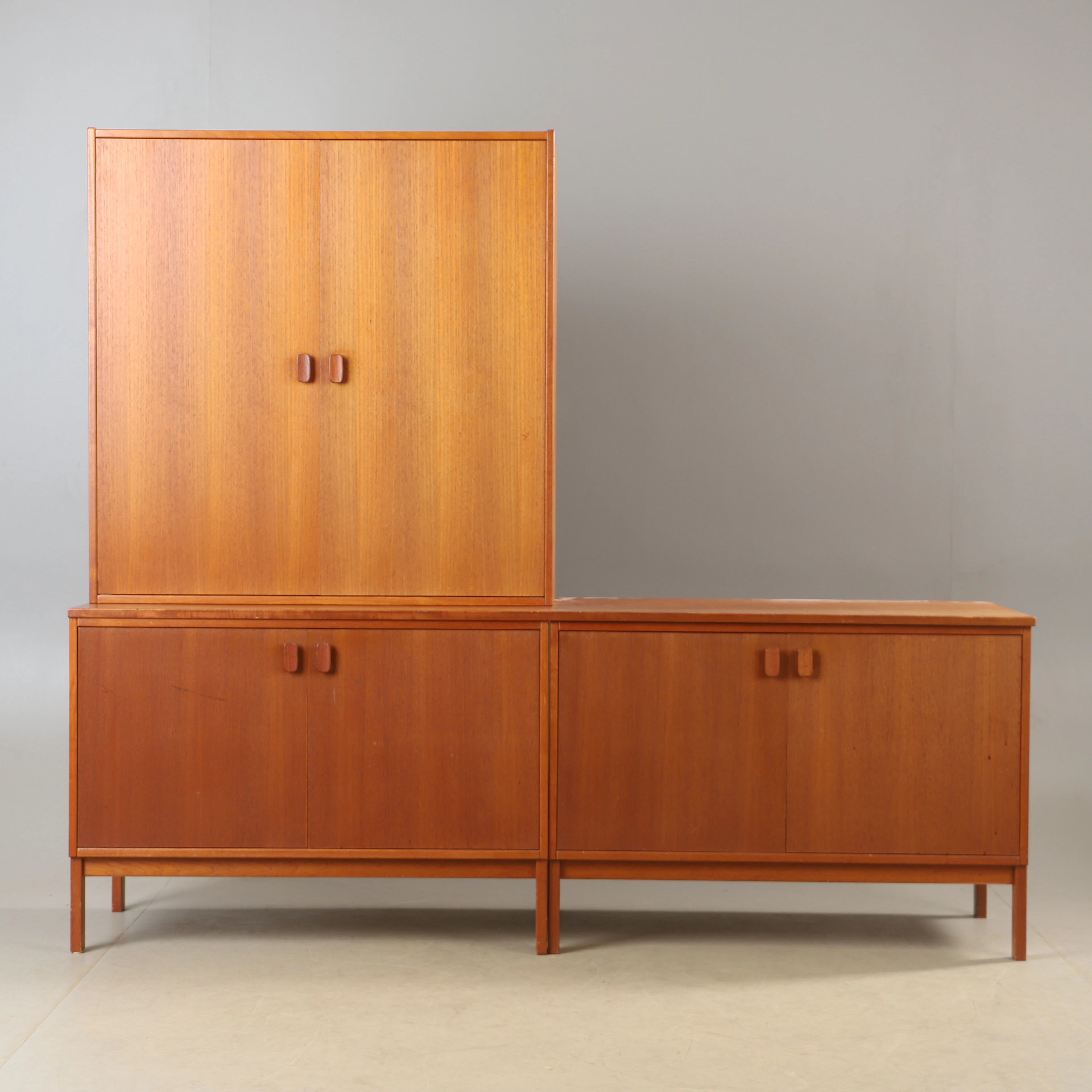 SIDEBOARD MED SKÅPSÖVERDEL, teak, Ulferts, 1900-talets mitt.