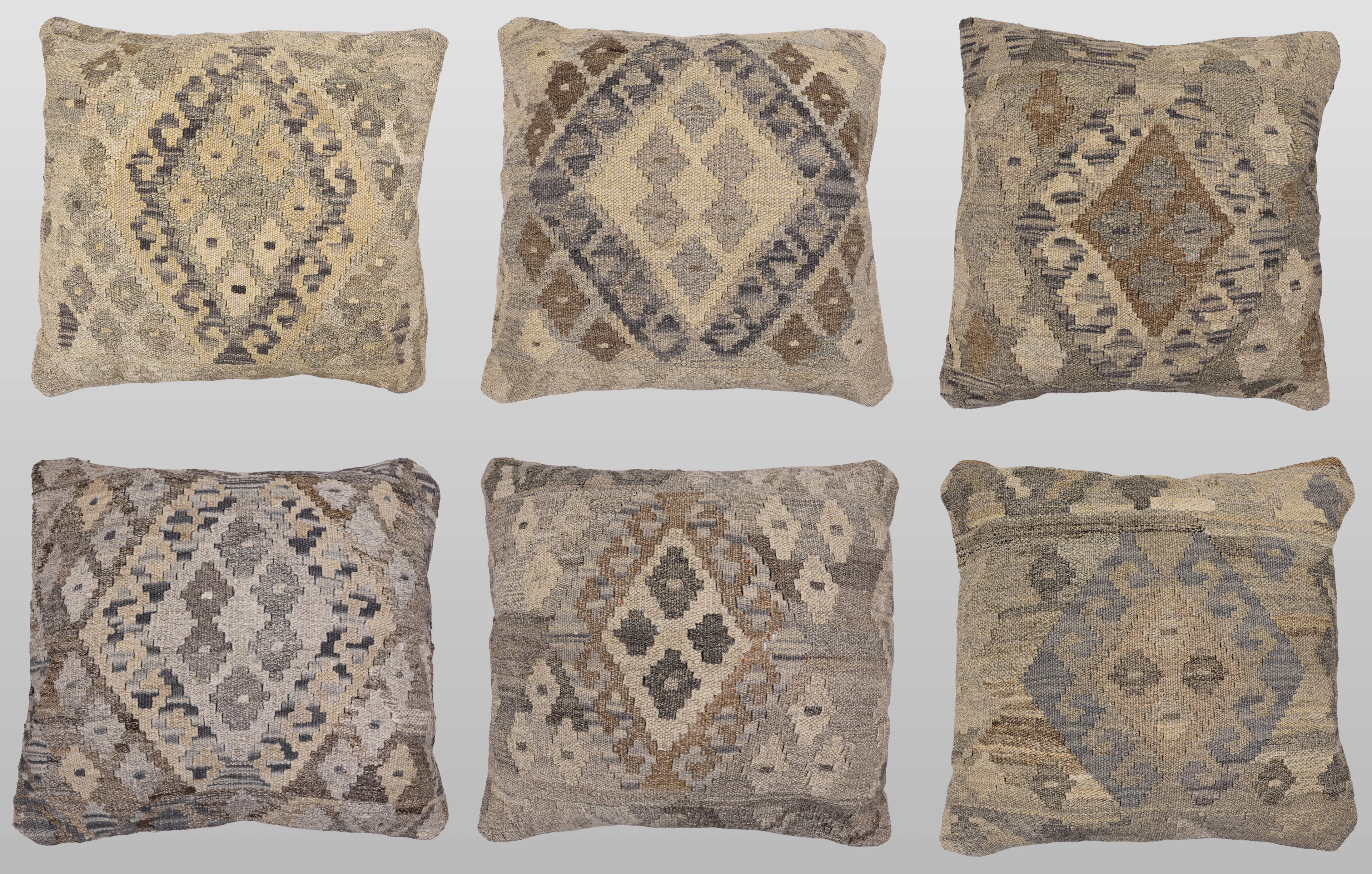 KUDDFODRAL, 6 st, anatoliska Kelim fragment, 50 x 50 cm.