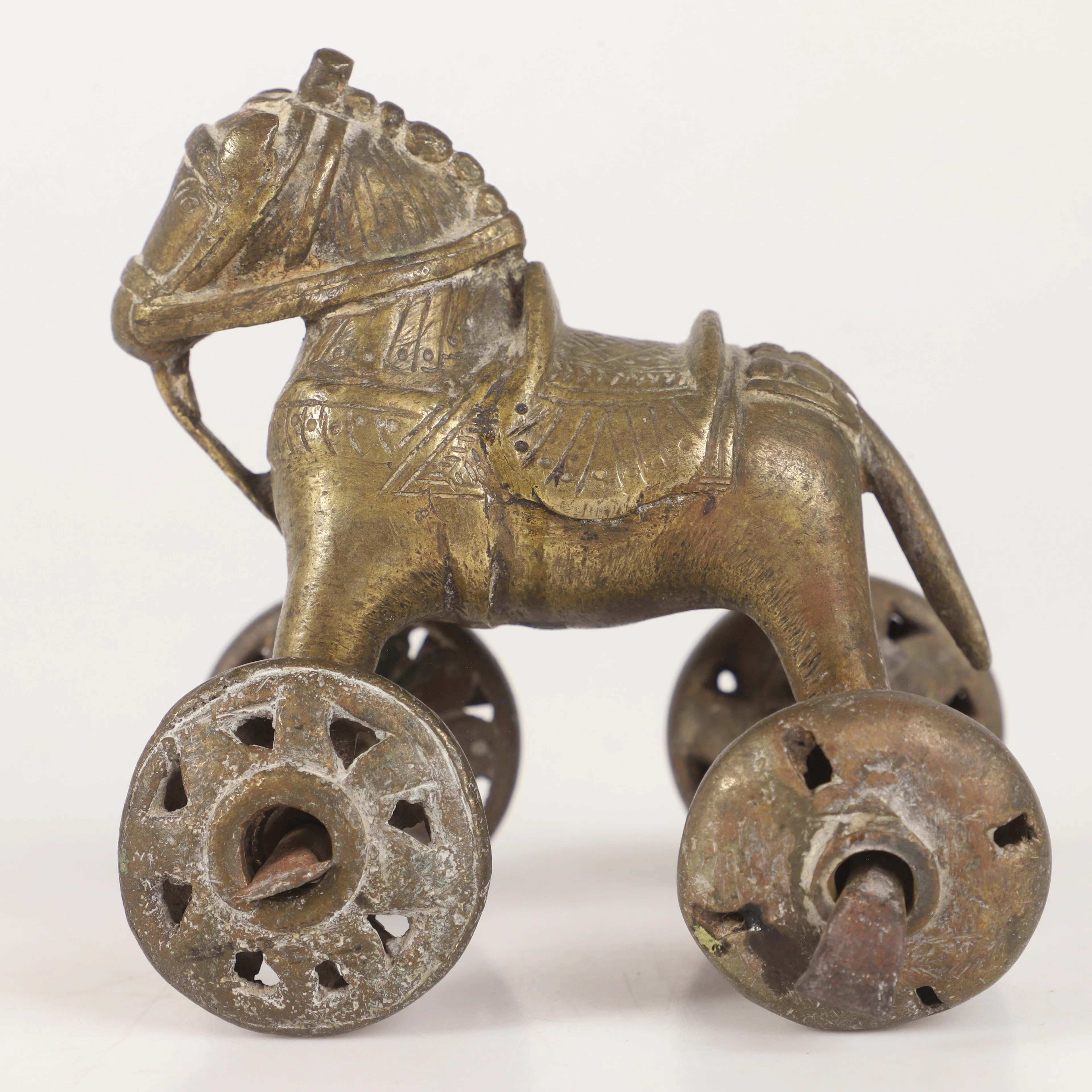 TEMPELLEKSAK, häst på hjul, brons, Indien, 1800/1900-tal.