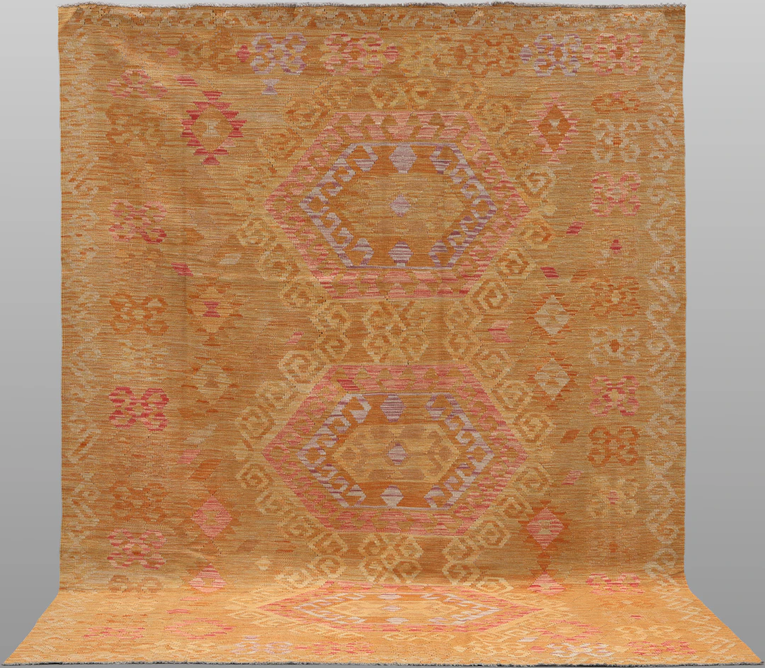 MATTA, "Kelim", 293 x 211cm.