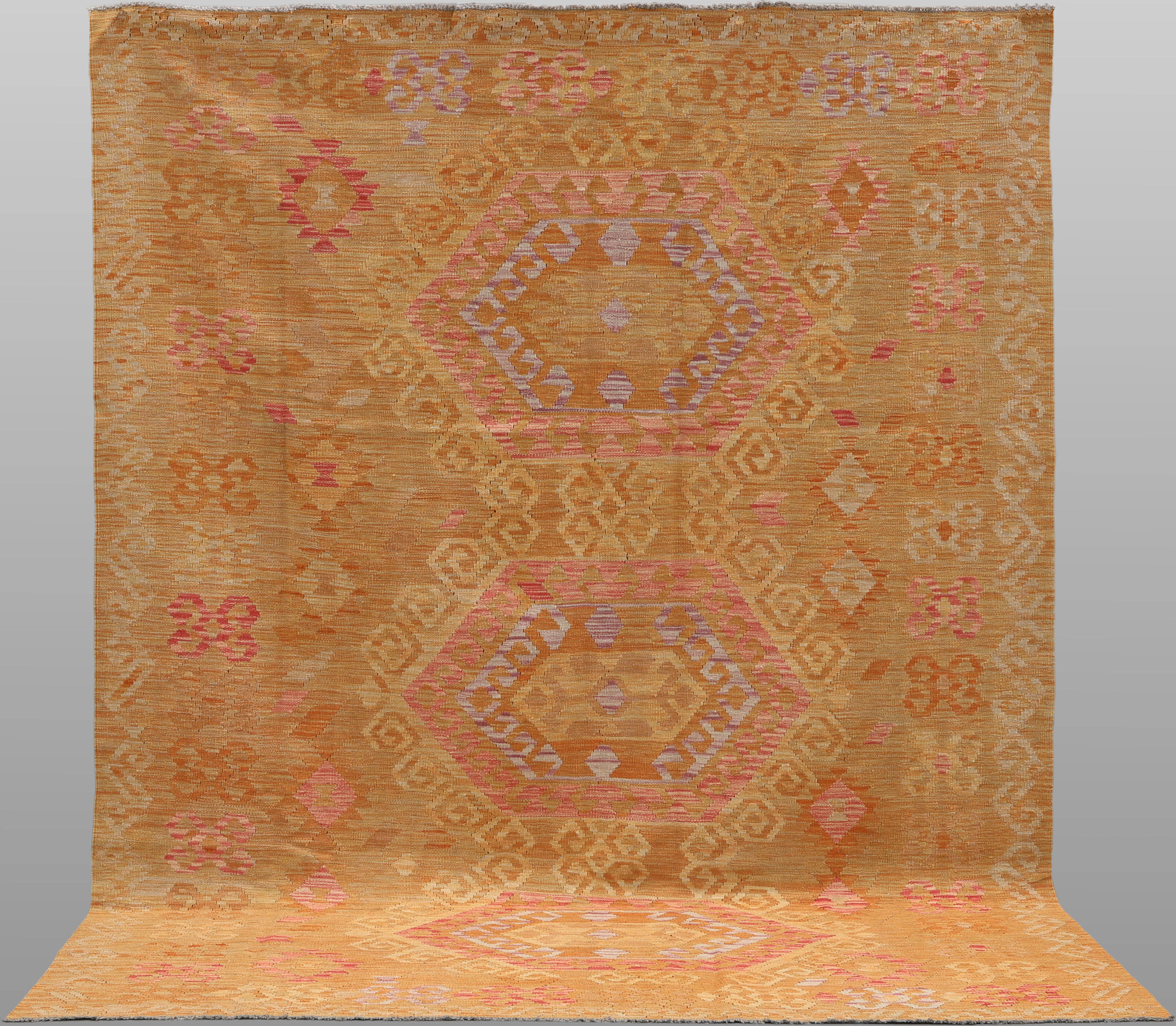 MATTA, "Kelim", 293 x 211cm.