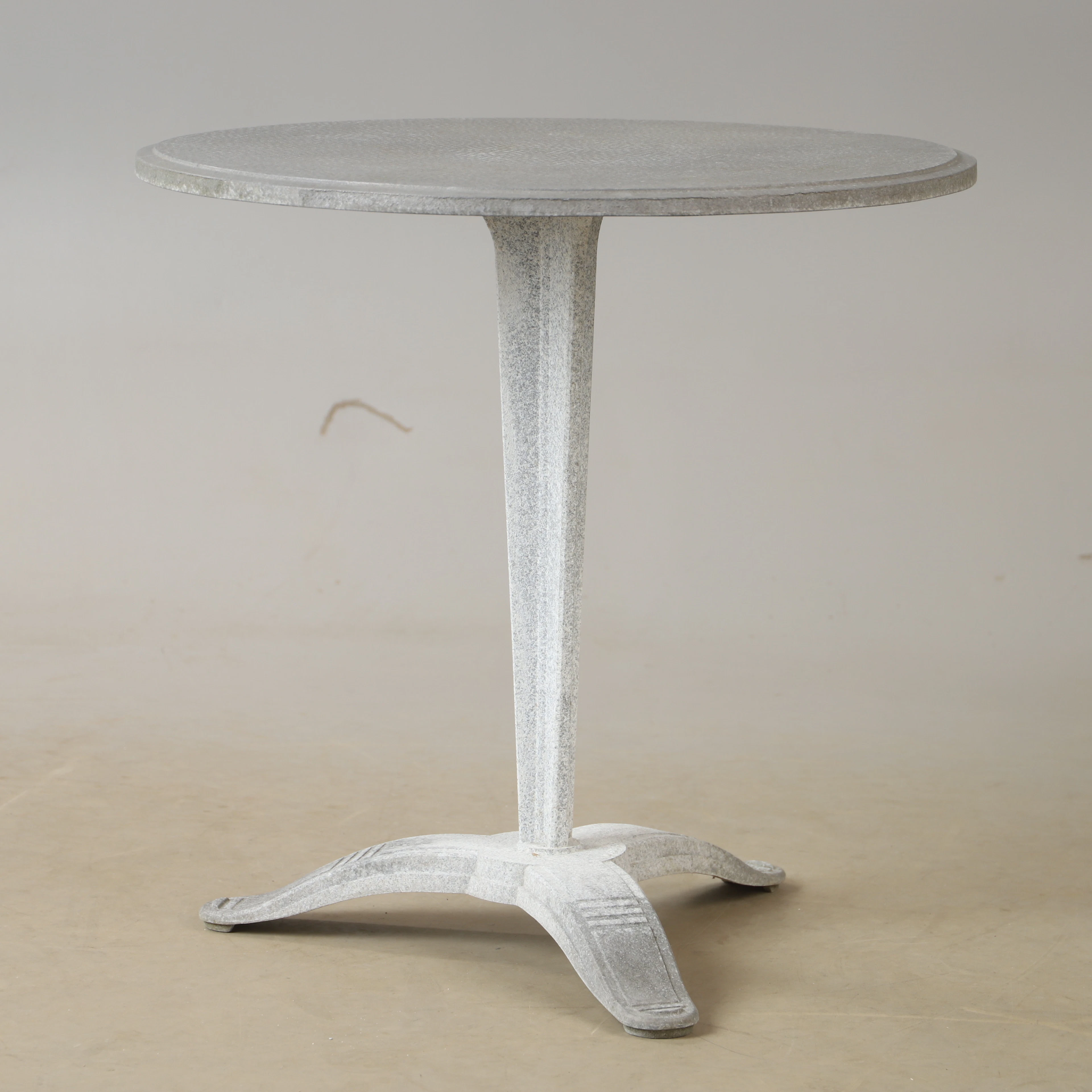 TRÄDGÅRDSBORD, "Calais", Byarums bruk.