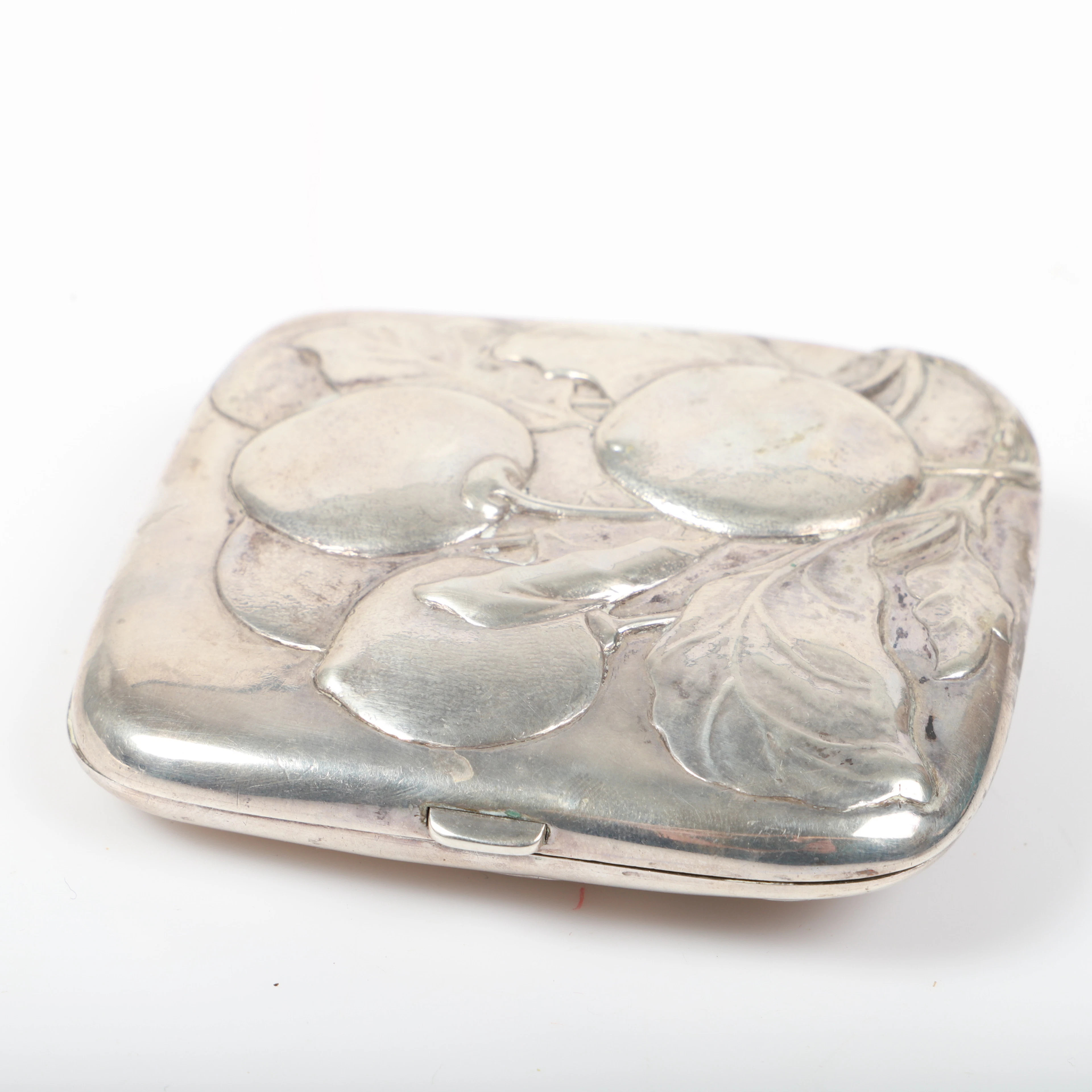 ETUI, silver med reliefdekor, jugend, Christian F. Heise, Danmark, 1911.