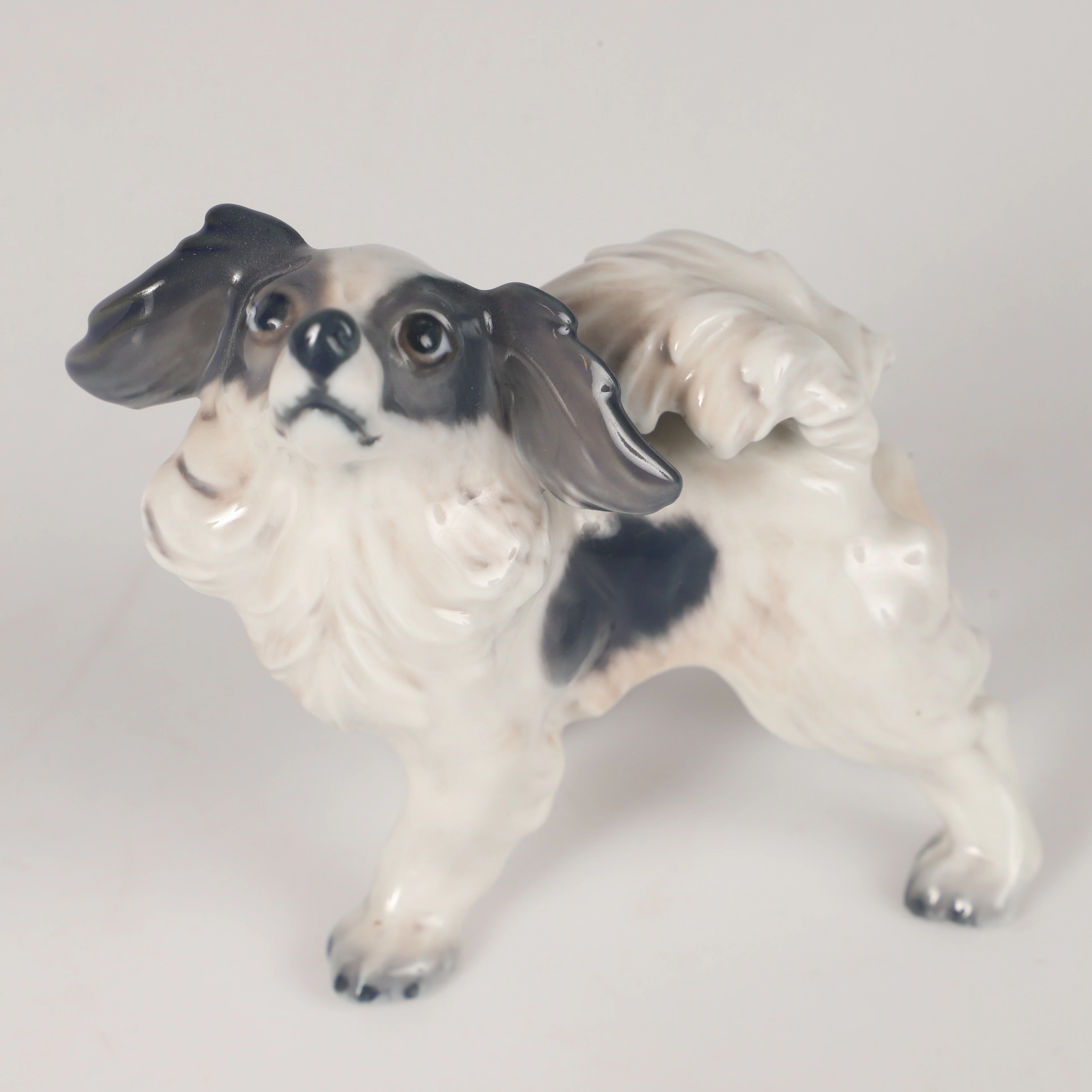 FIGURIN, hund, porslin, Dahl Jensen, Danmark.