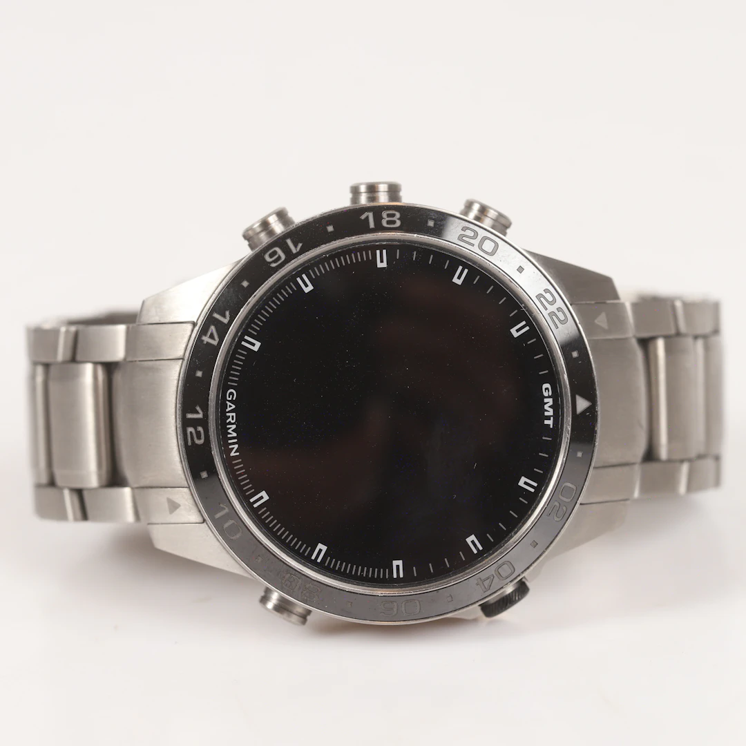 GARMIN. Pilotklocka, s. k. smartwatch, "MARQ Aviator", Gen 2, titan, 2026.