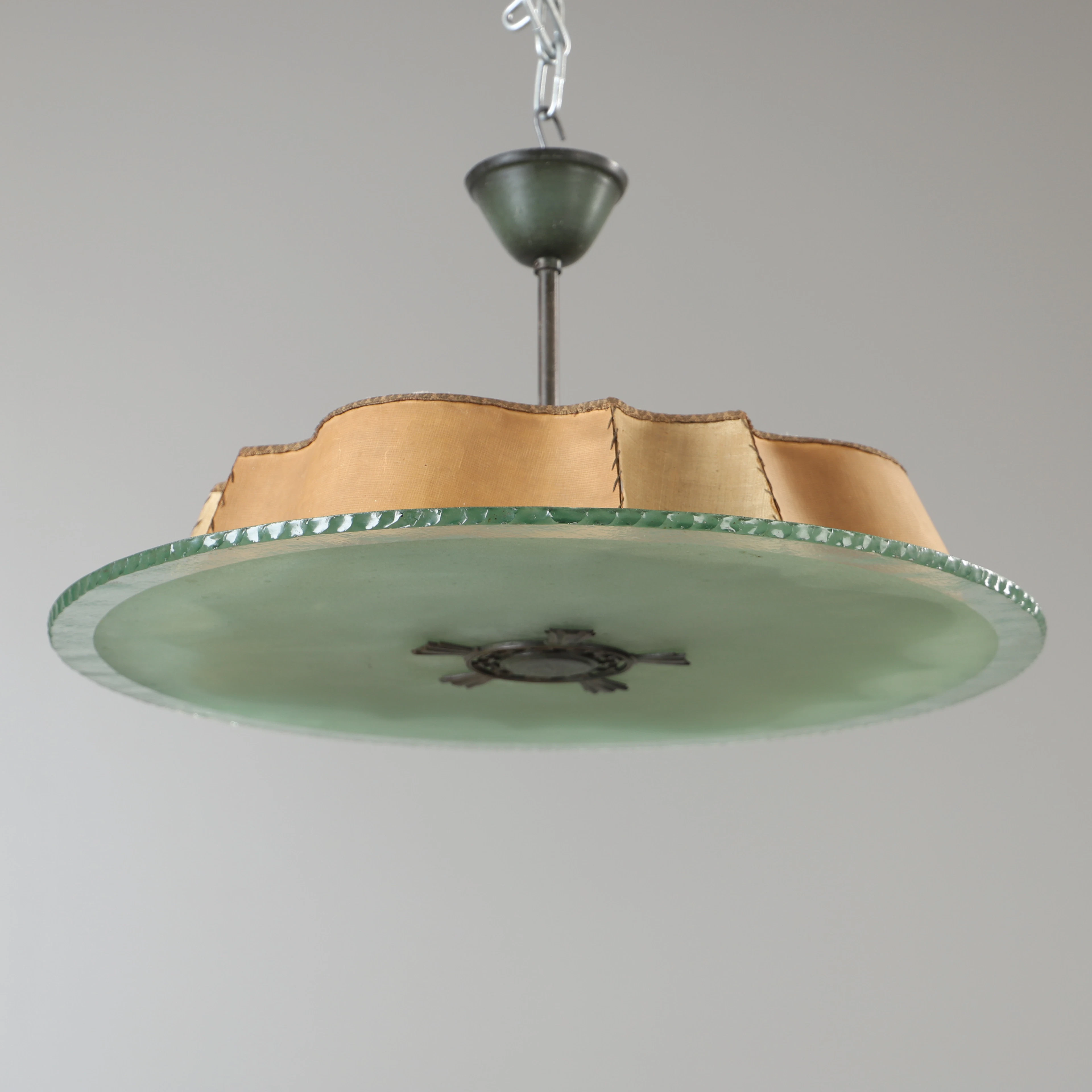 TAKLAMPA, glas och mässing, Swedish grace, 1930-tal.