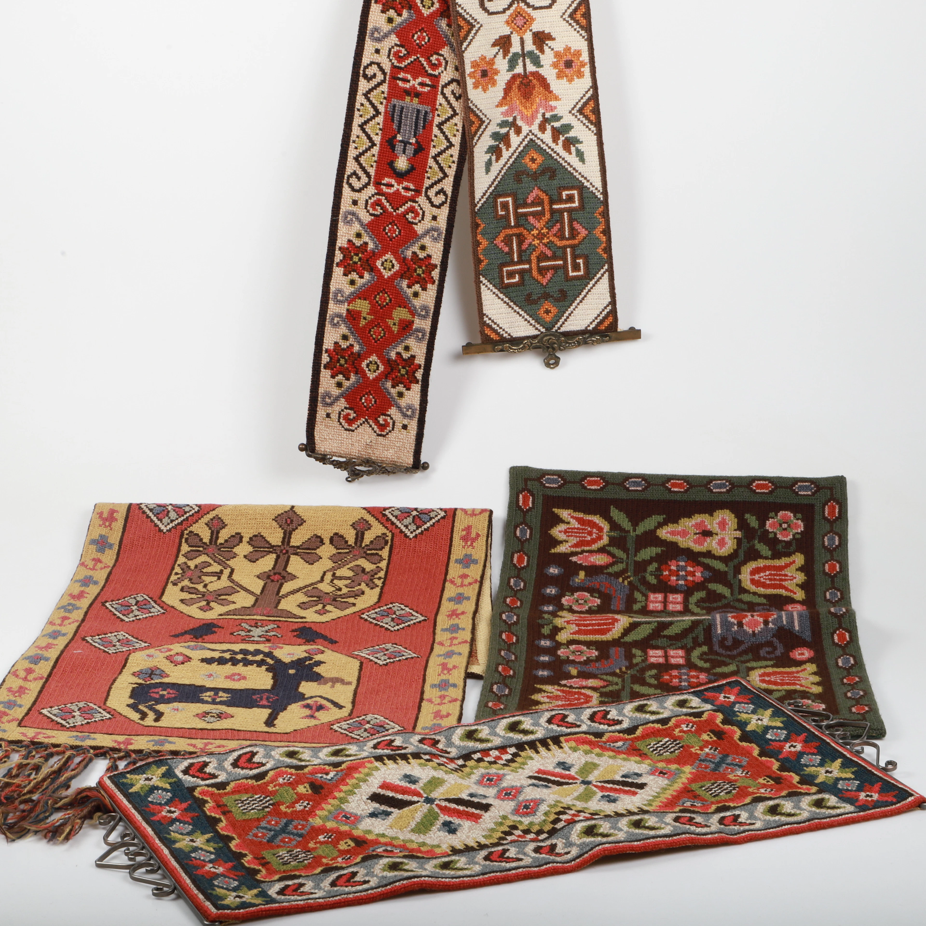 VÄGGBONADER, 5 stycken, 1900-tal.