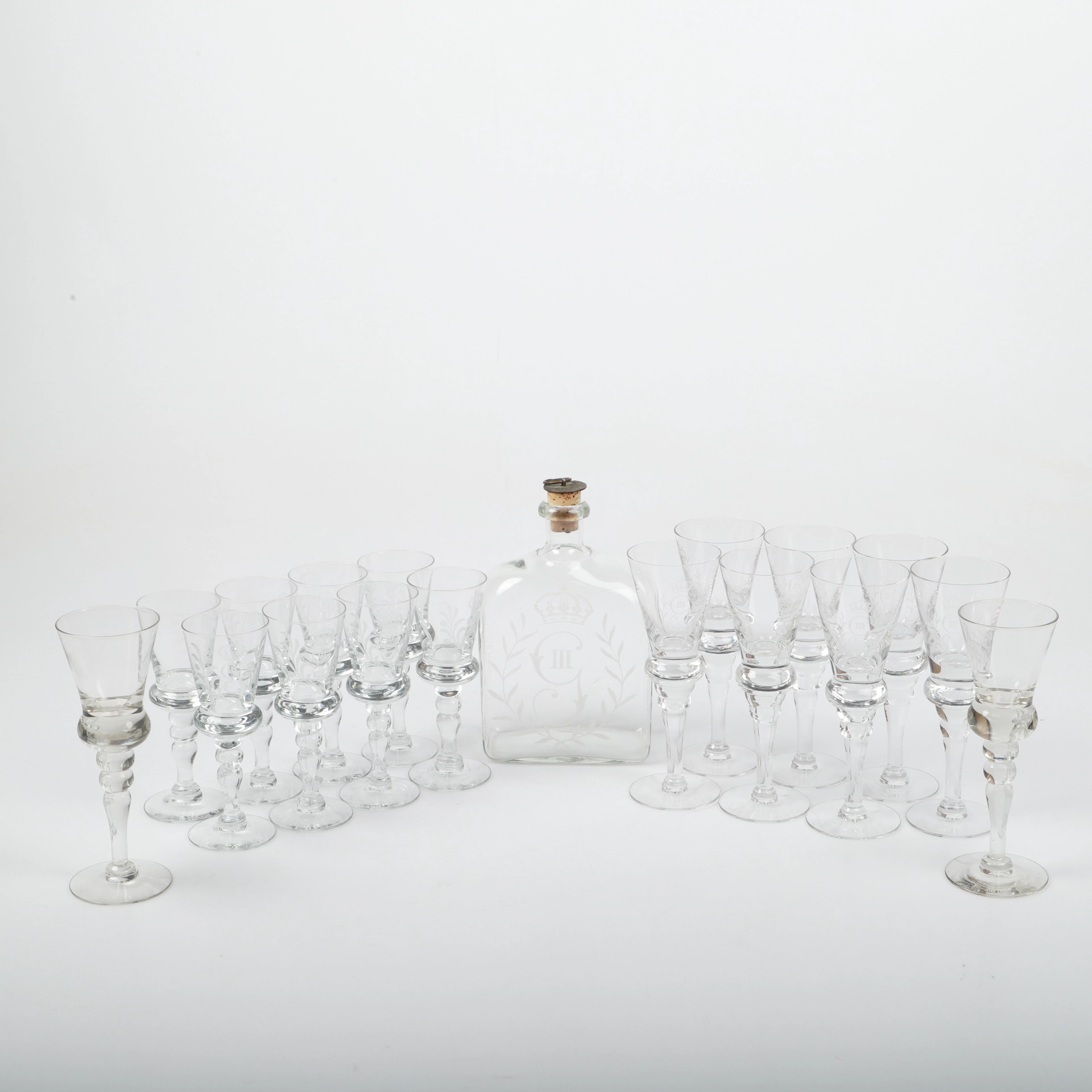GLASSERVIS, 18 delar, "Gustav III", Reijmyre.