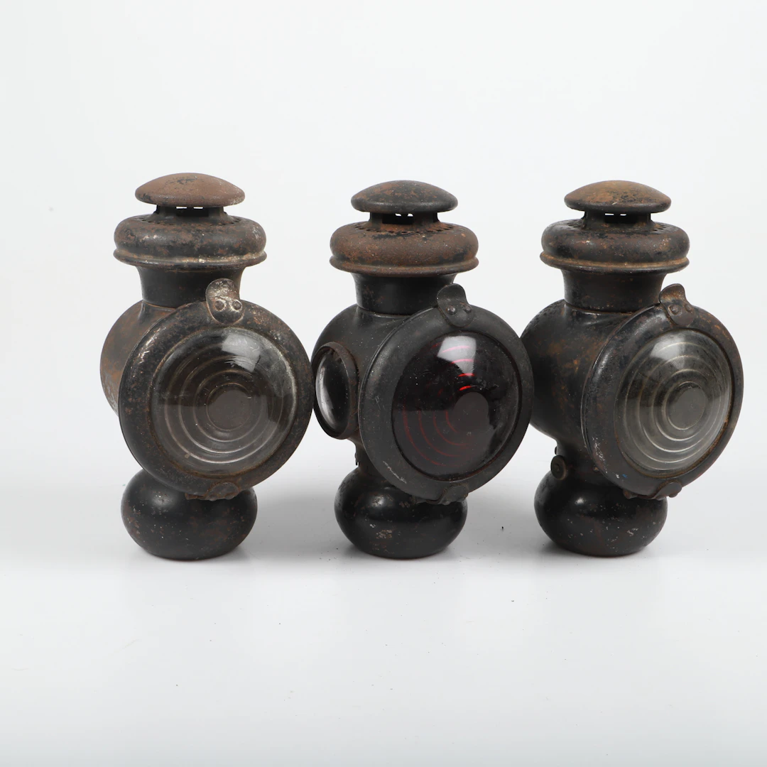 BILLYKTOR, 3 stycken, troligen till T-ford, metall/glas, 1900-talets