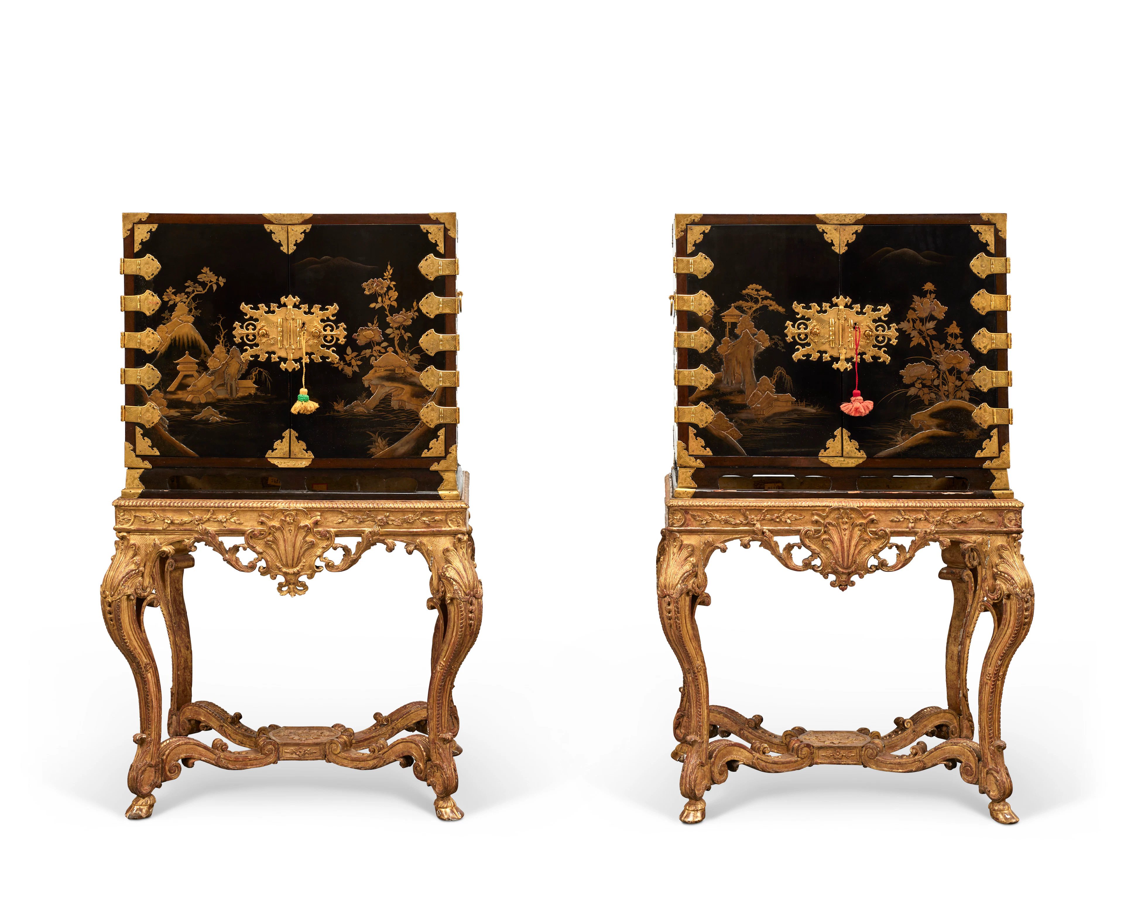 A PAIR OF REGENCE GILT-METAL-MOUNTED BLACK AND GILT JAPANESE LACQUER