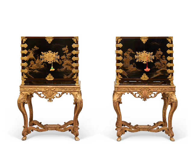A PAIR OF REGENCE GILT-METAL-MOUNTED BLACK AND GILT JAPANESE LACQUER