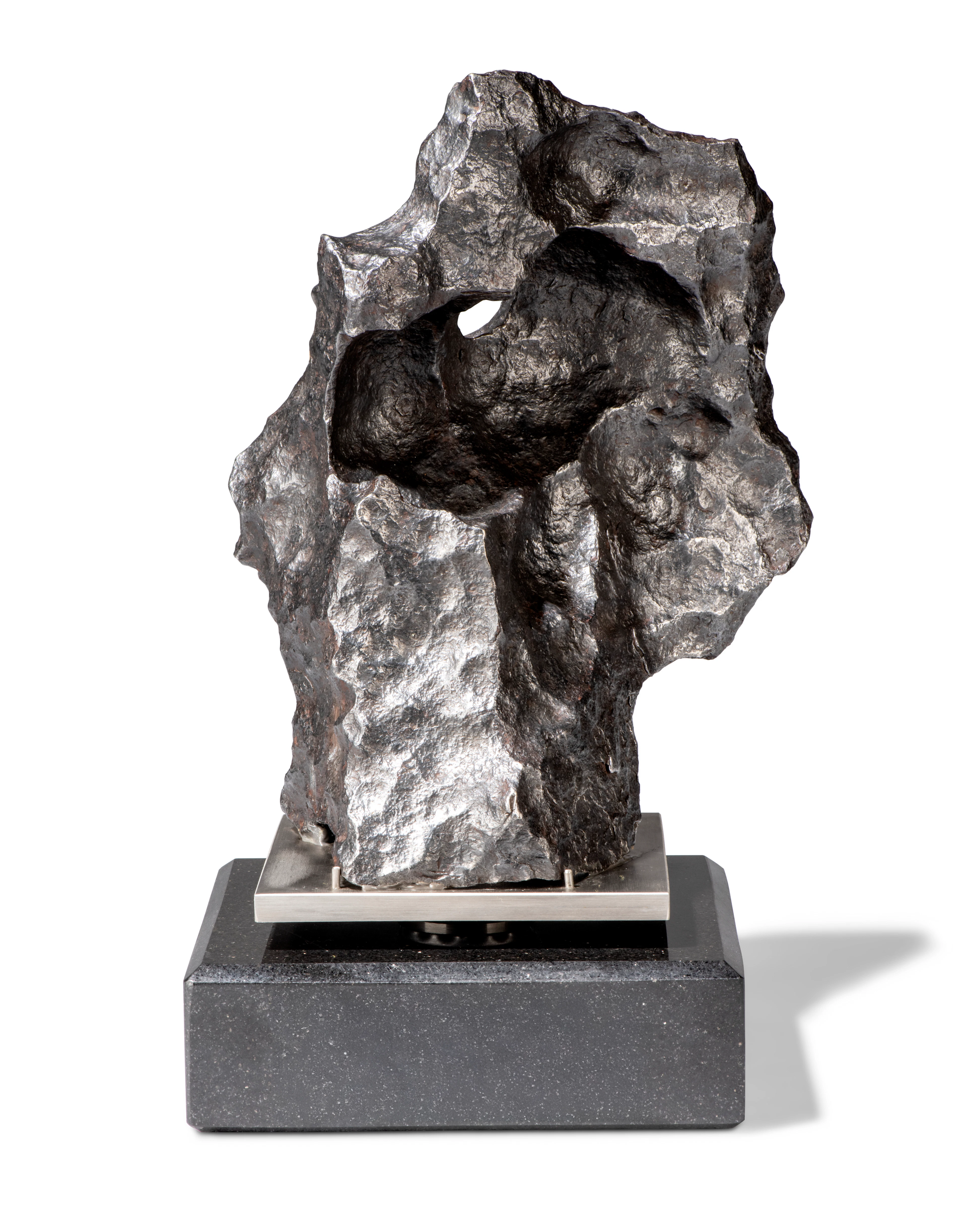 A SCULPTURAL GIBEON METEORITE