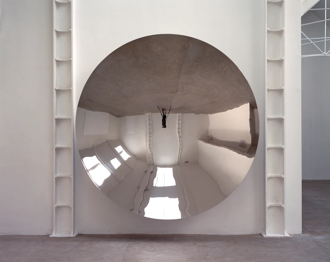 ANISH KAPOOR (B. 1954)