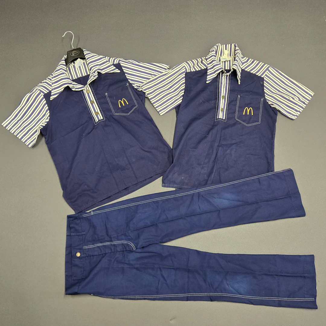 AUTHENTIC 1975 UK MCDONALD'S UNIFORM.