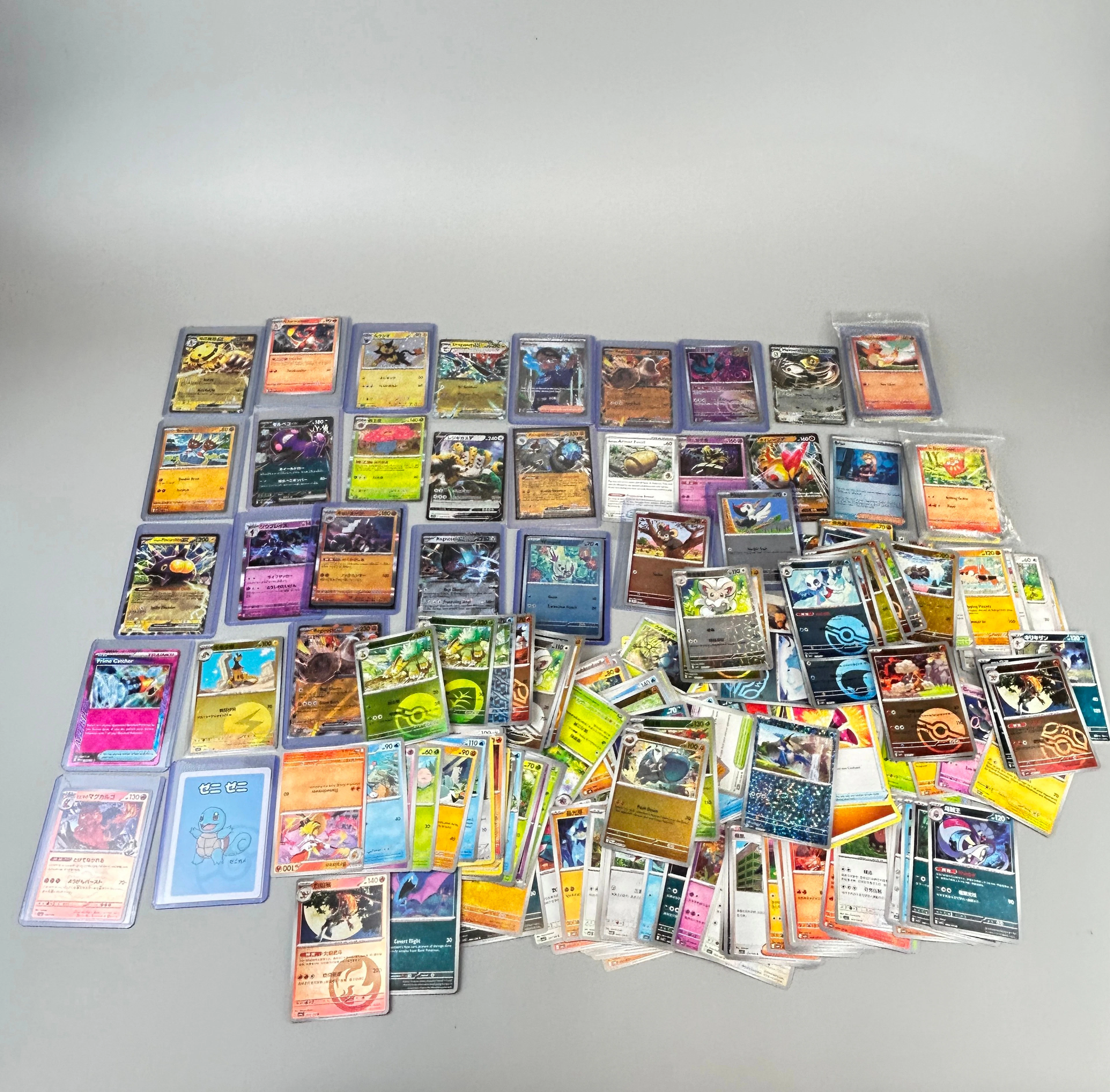 MIXED POKÉMON CARDS.