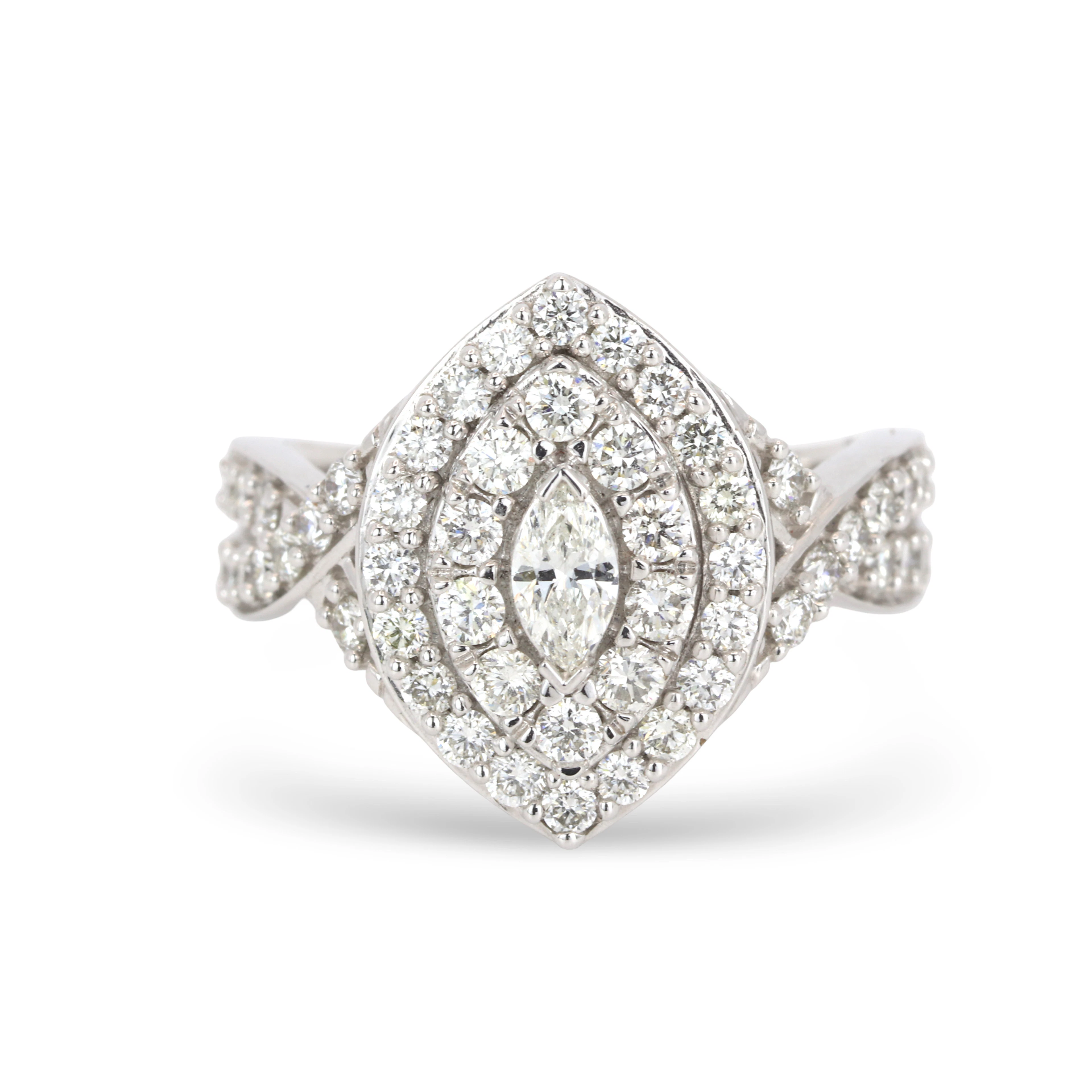 14CT (1.30CT) GOLD DIAMOND CLUSTER RING.