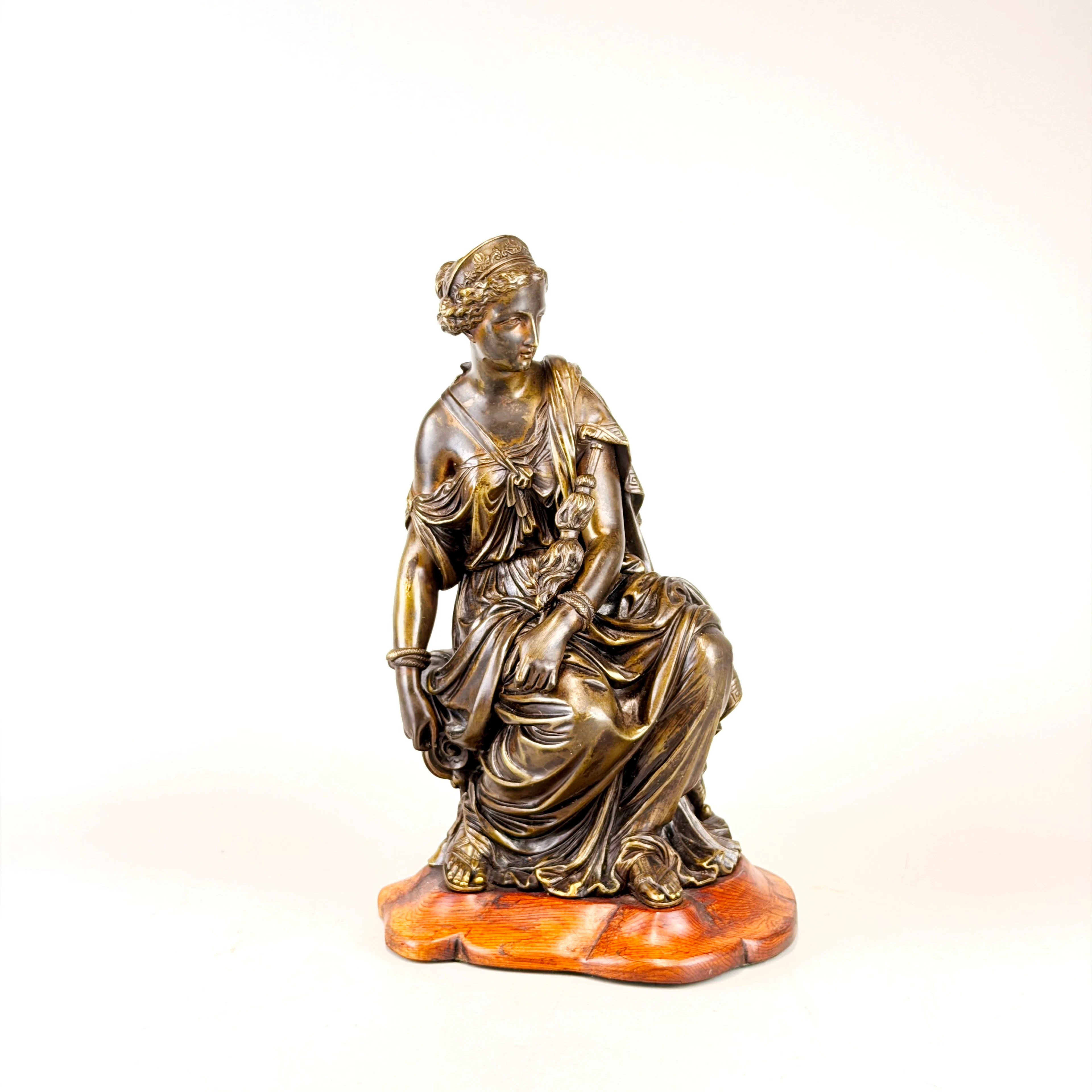 CLASSICAL BRONZE FIGURE.