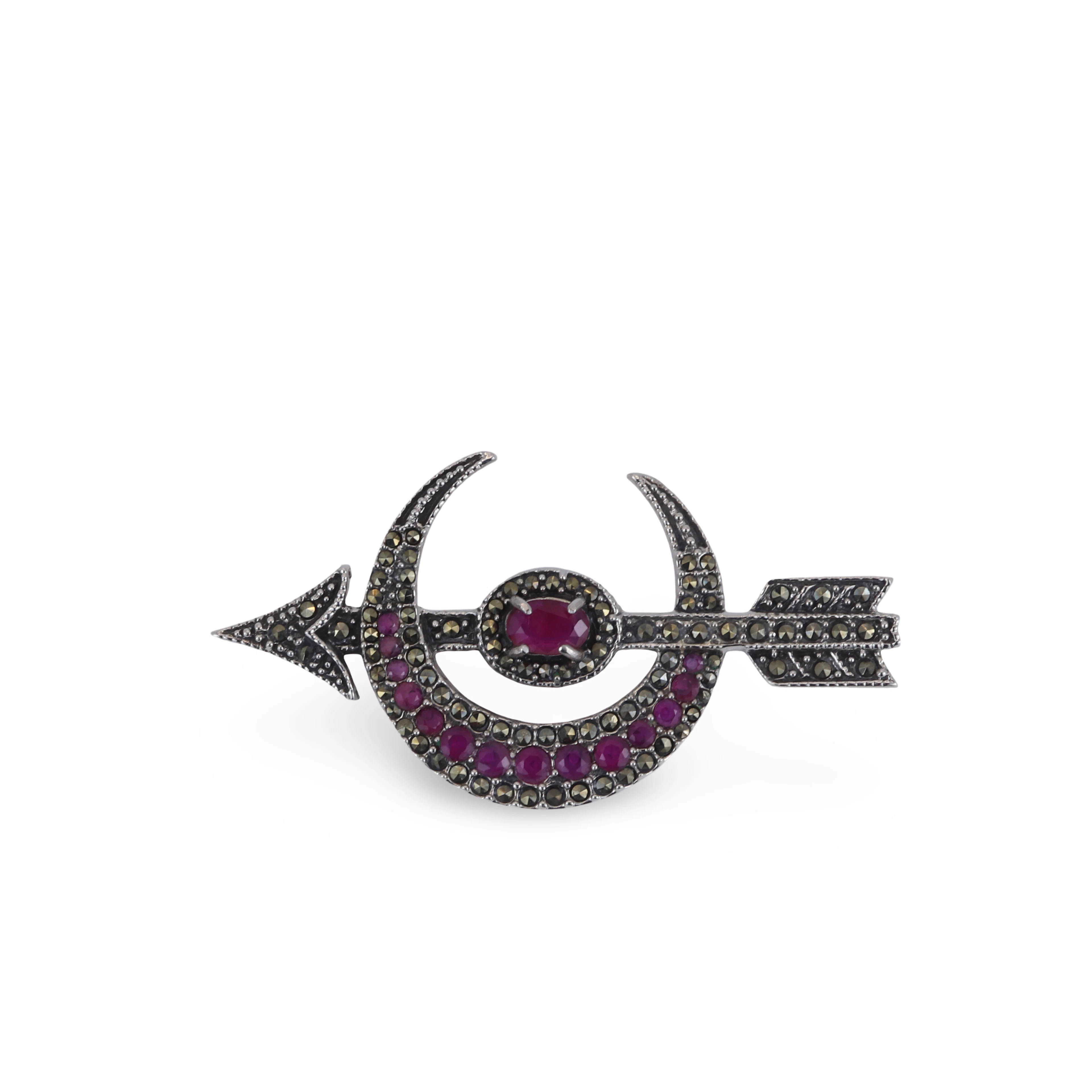 SILVER CRESCENT MOON BROOCH.